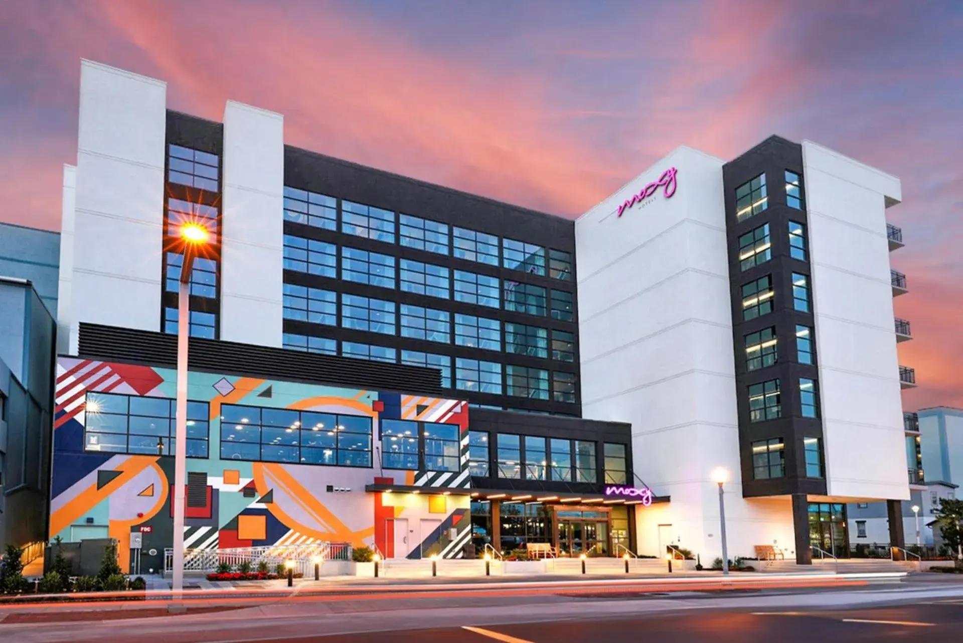 Property building in Moxy Virginia Beach Oceanfront Property building in Moxy Virginia Beach Oceanfront