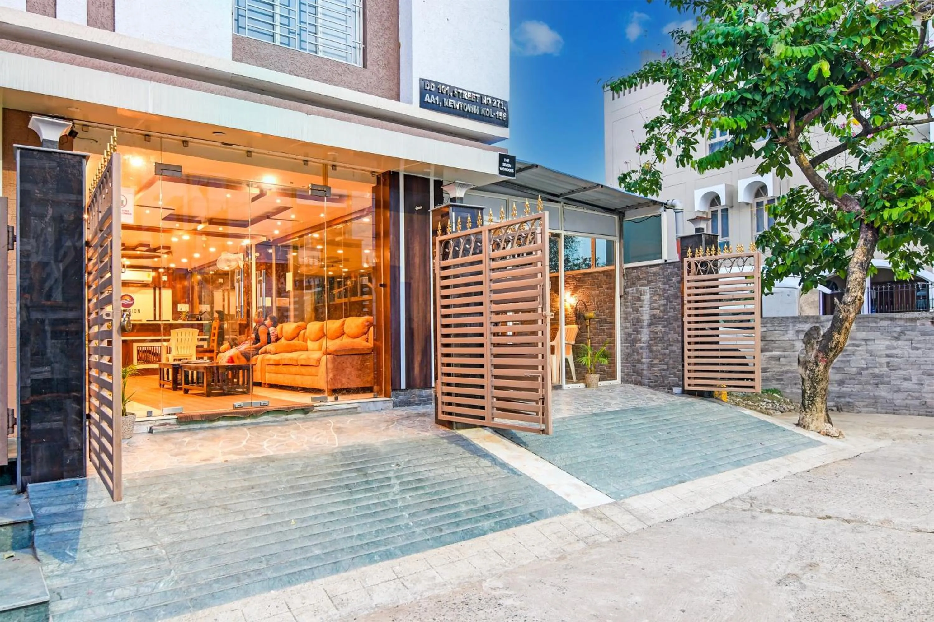 Facade/entrance in Super Collection O New Town DD Block