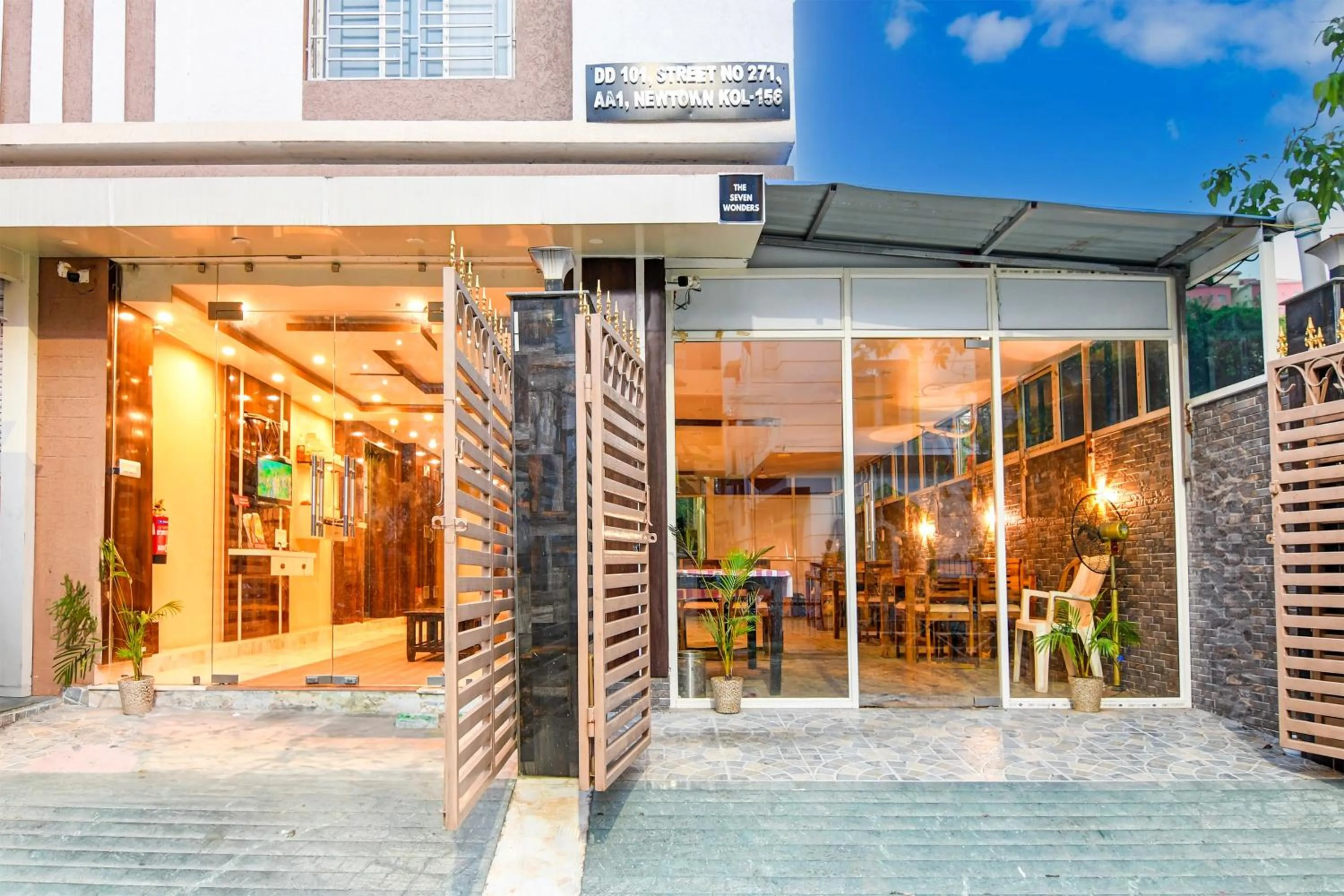 Facade/entrance in Super Collection O New Town DD Block