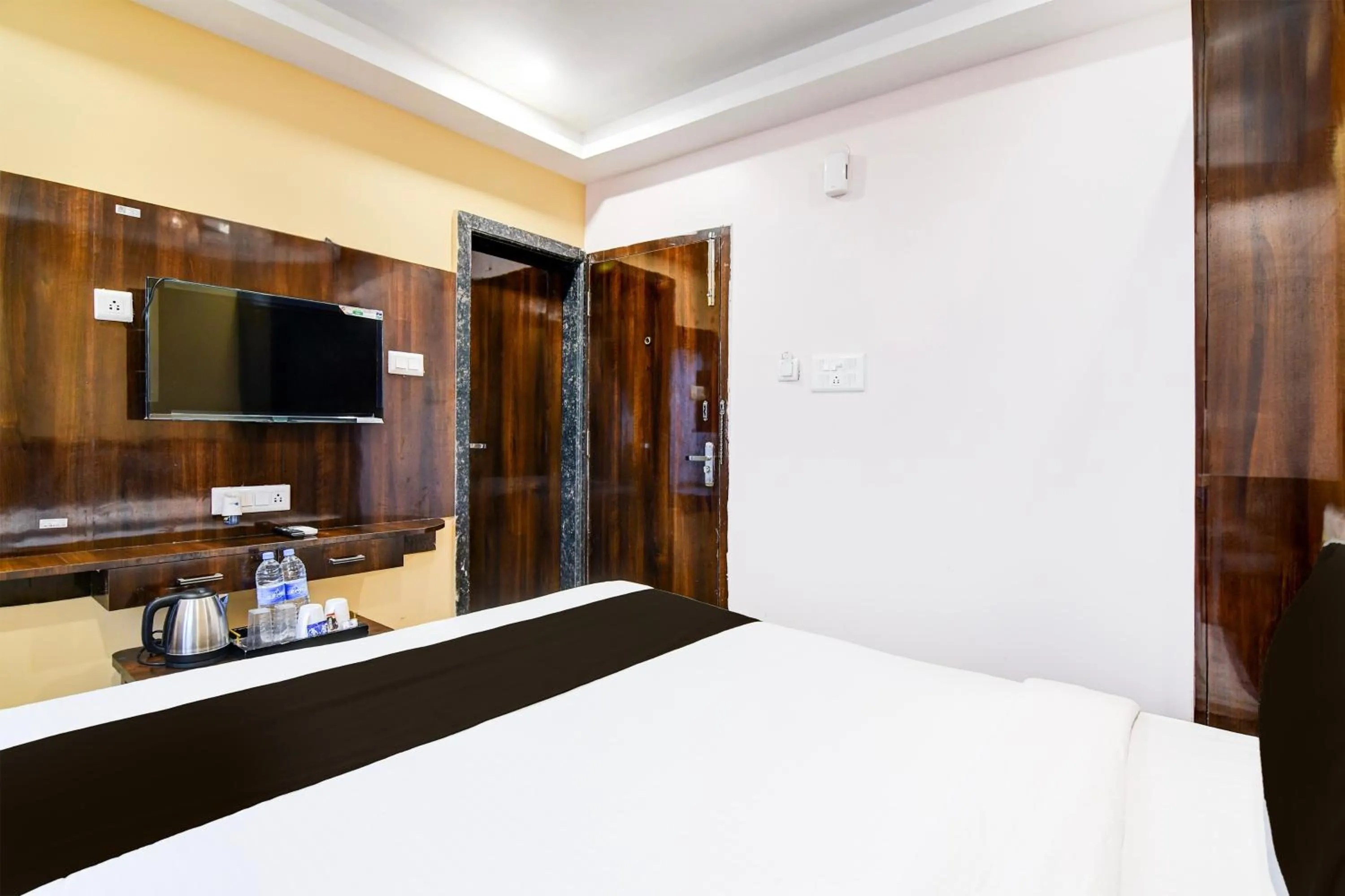 Bedroom, Bed in Collection O New Town DD Block