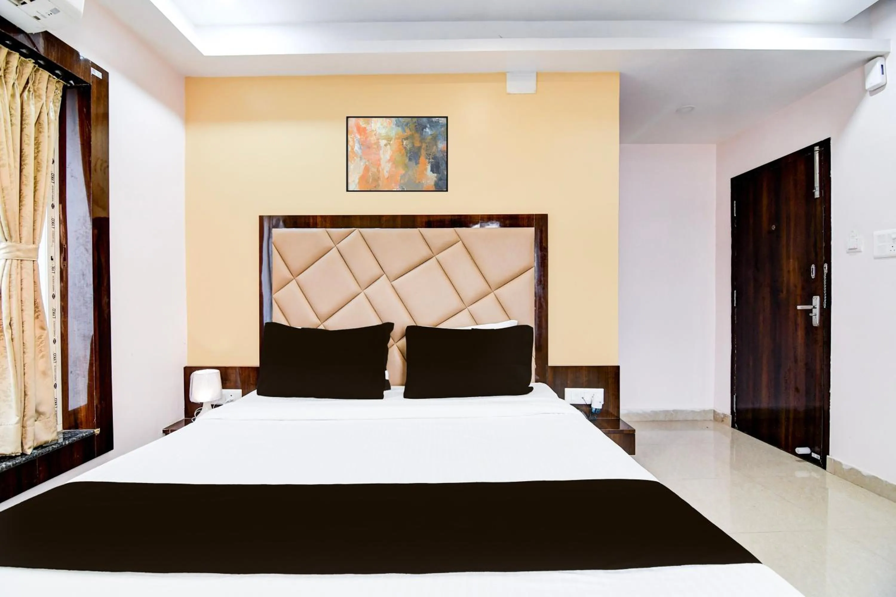 Bedroom, Bed in Collection O New Town DD Block