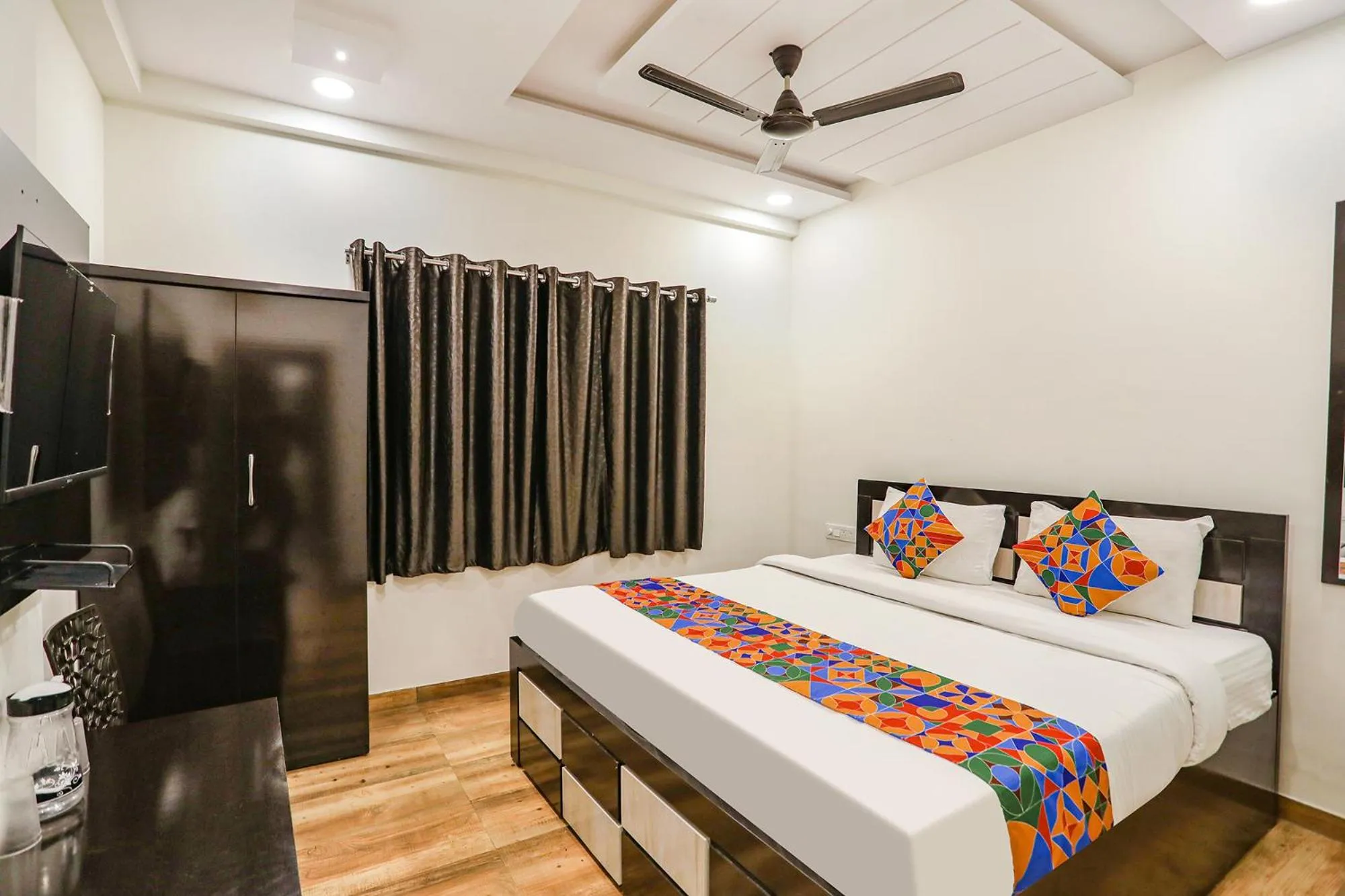 Bed in FabHotel Royal Stay - Beltarodi