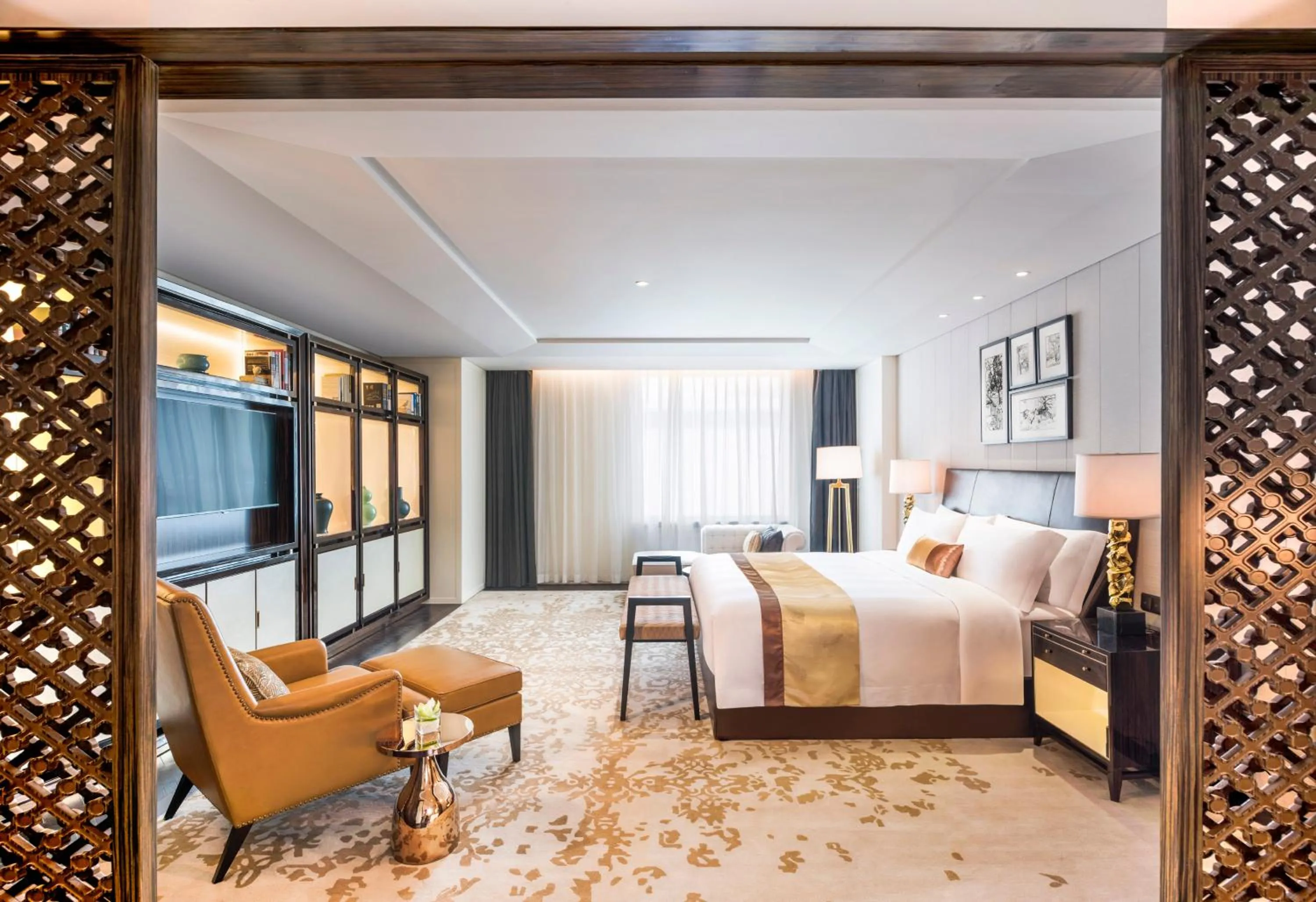 Bed in The Grand Mansion Hotel,Nanjing