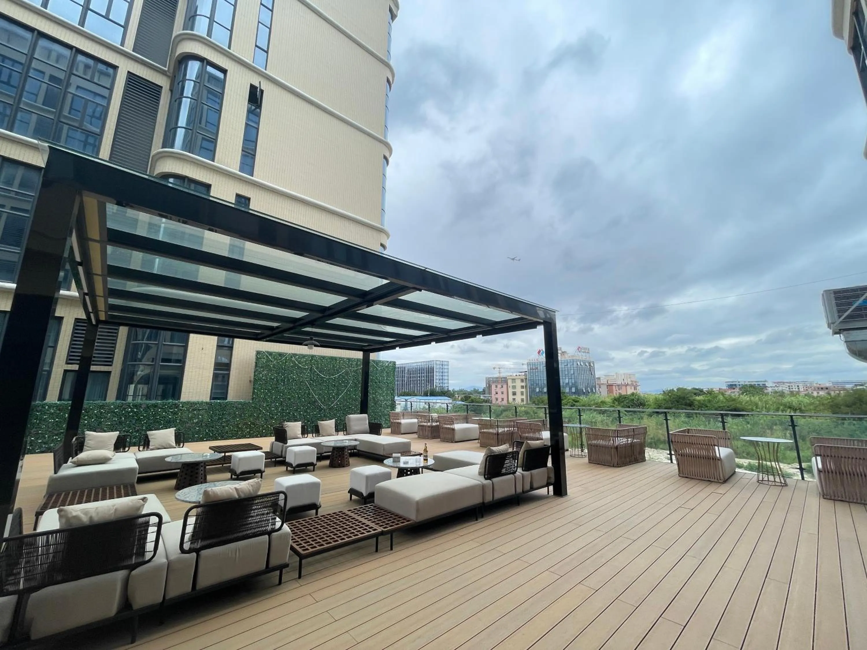 Balcony/Terrace in GINCO Hotel Guangzhou Baiyun Airport-24 Hour Airport Pick-up and Drop-off Service