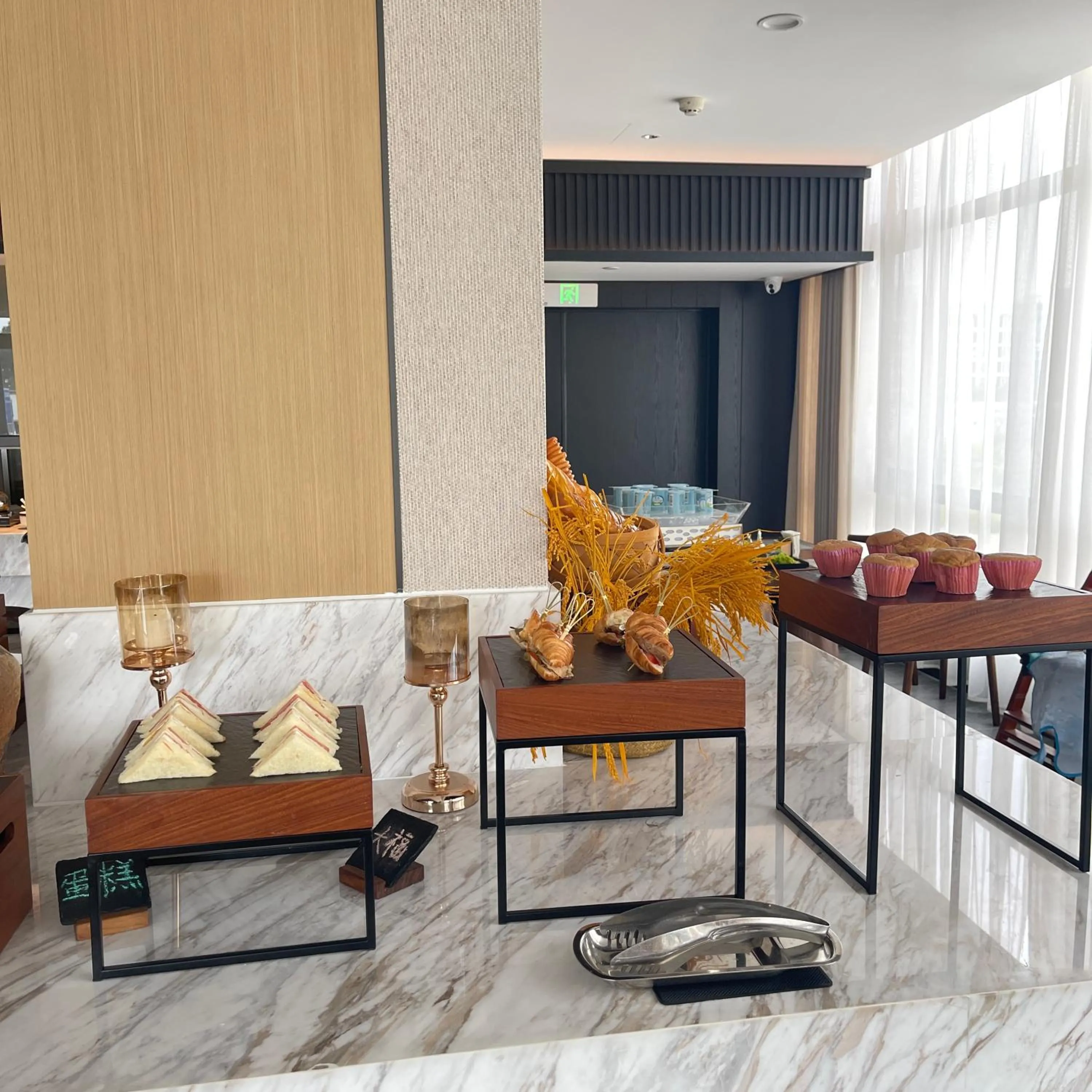 Food and drinks in GINCO Hotel Guangzhou Baiyun Airport-24 Hour Airport Pick-up and Drop-off Service