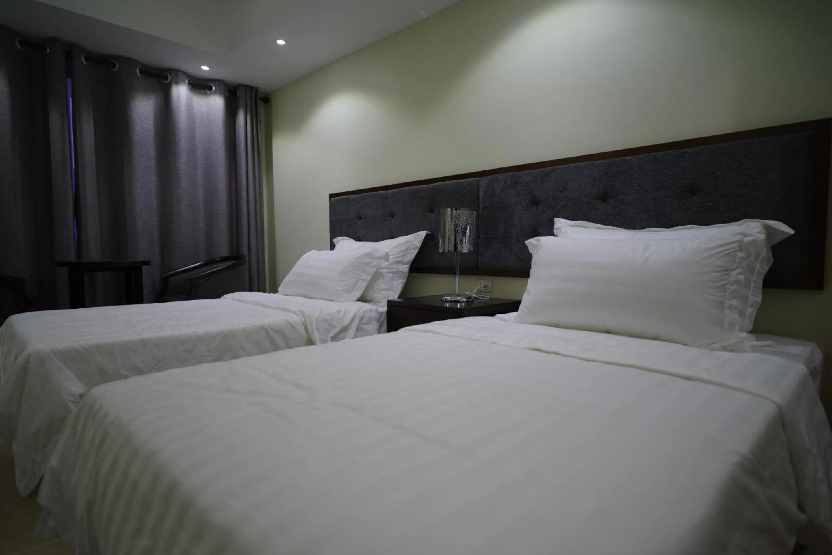 Bed in Luxe in Venice