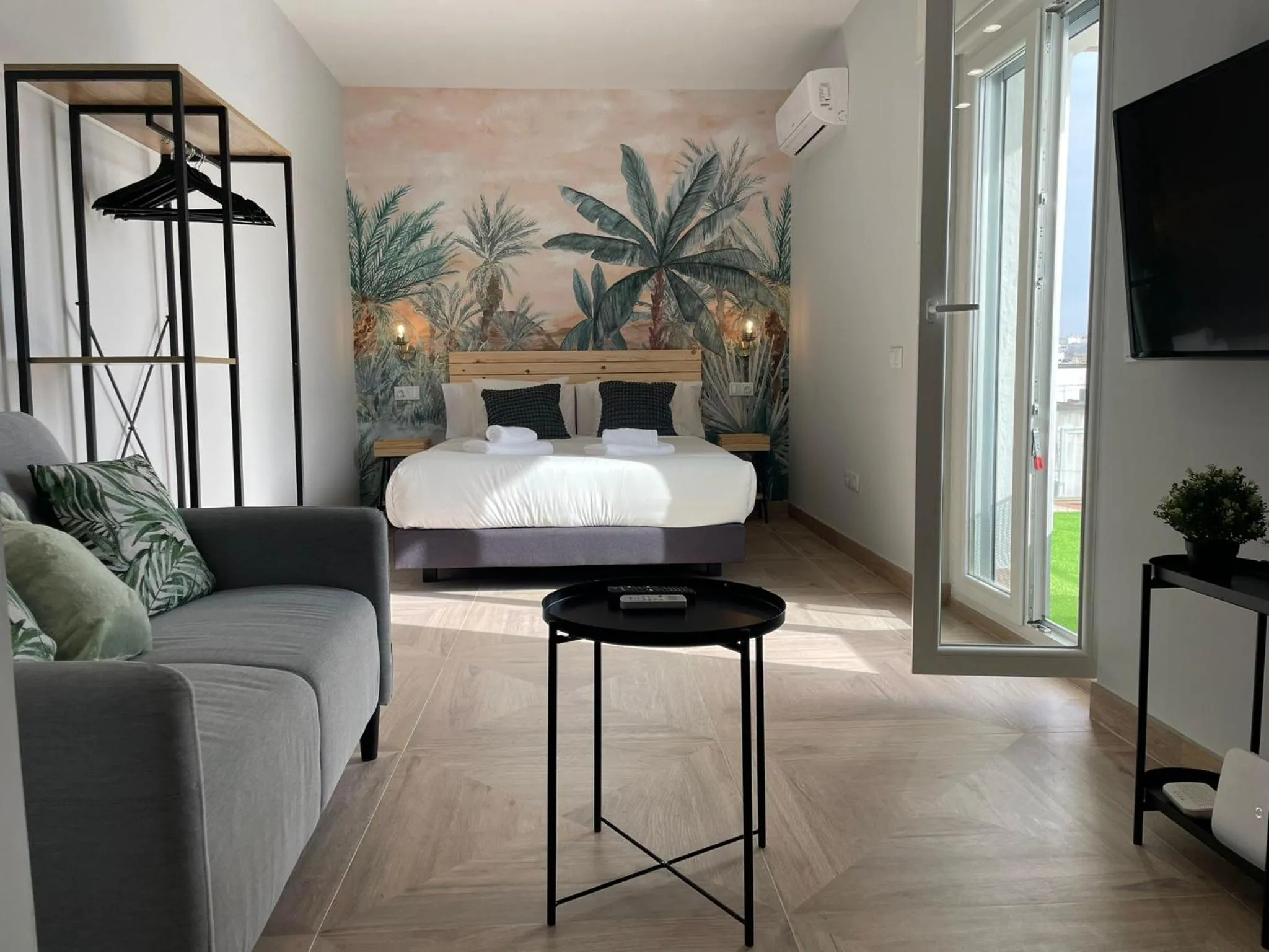Skyline - Loft with private terrace and breathtaking views!