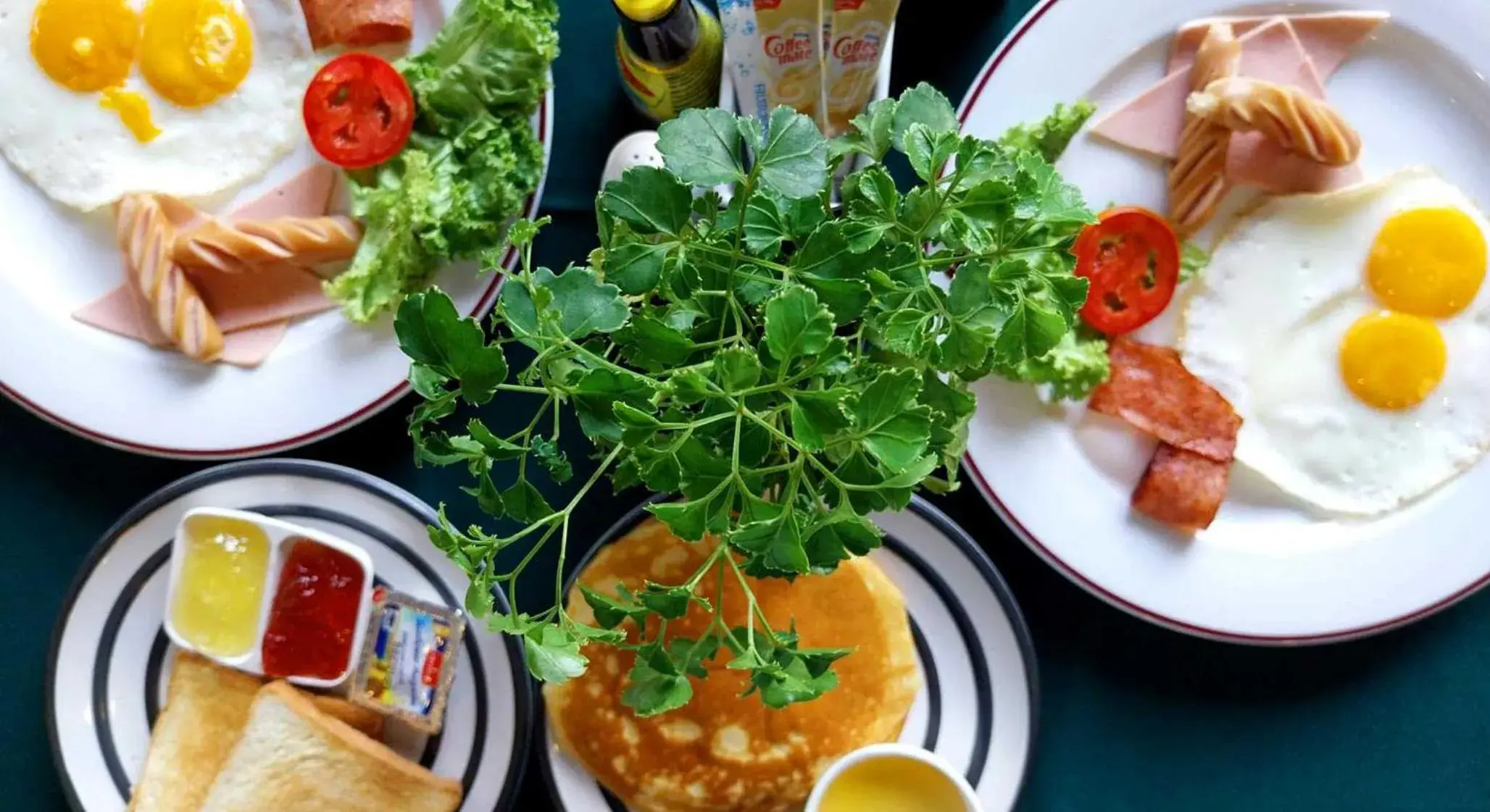 Food in Anyavee Aonang Bay Food in Anyavee Aonang Bay