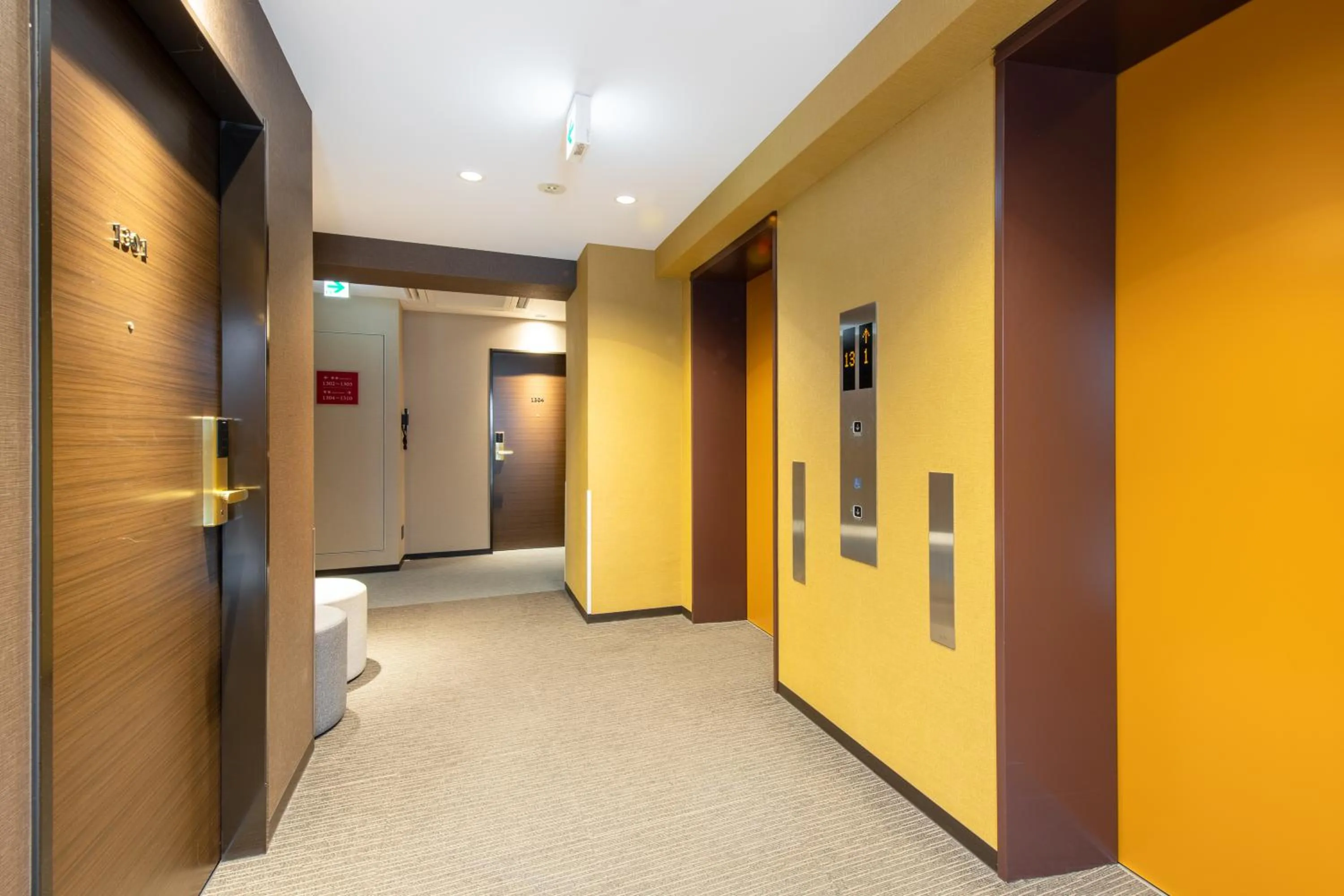 elevator in Hotel Sanrriott Osaka Hommachi