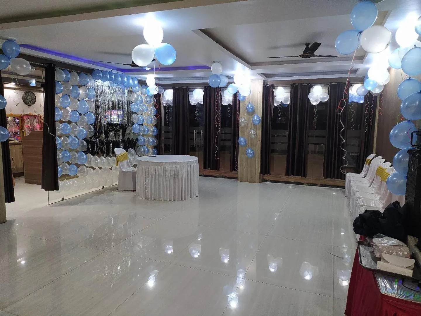 Seating area in HOTEL R K PALACE Bhopal