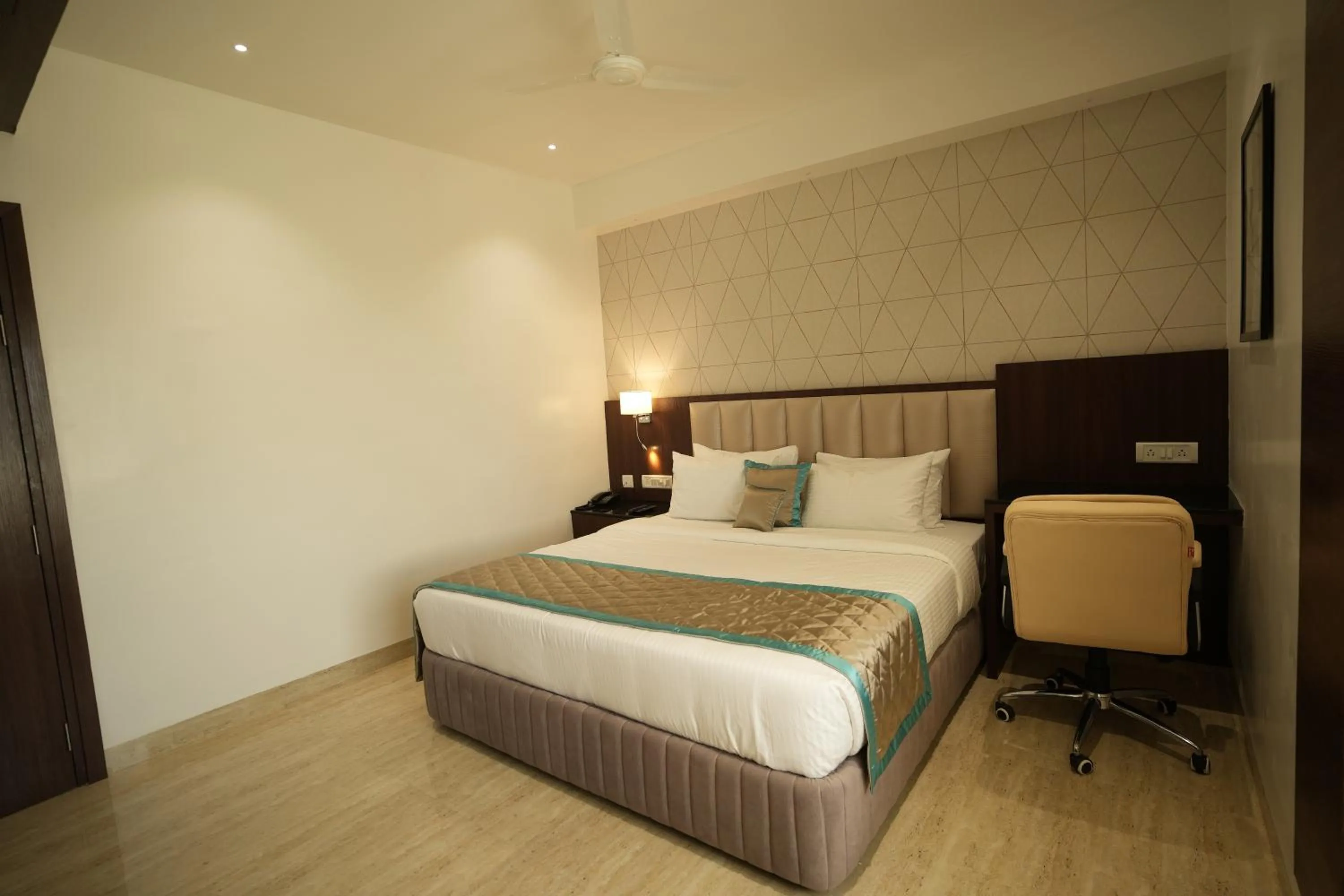 Bedroom, Bed in Sri Ambal Grand