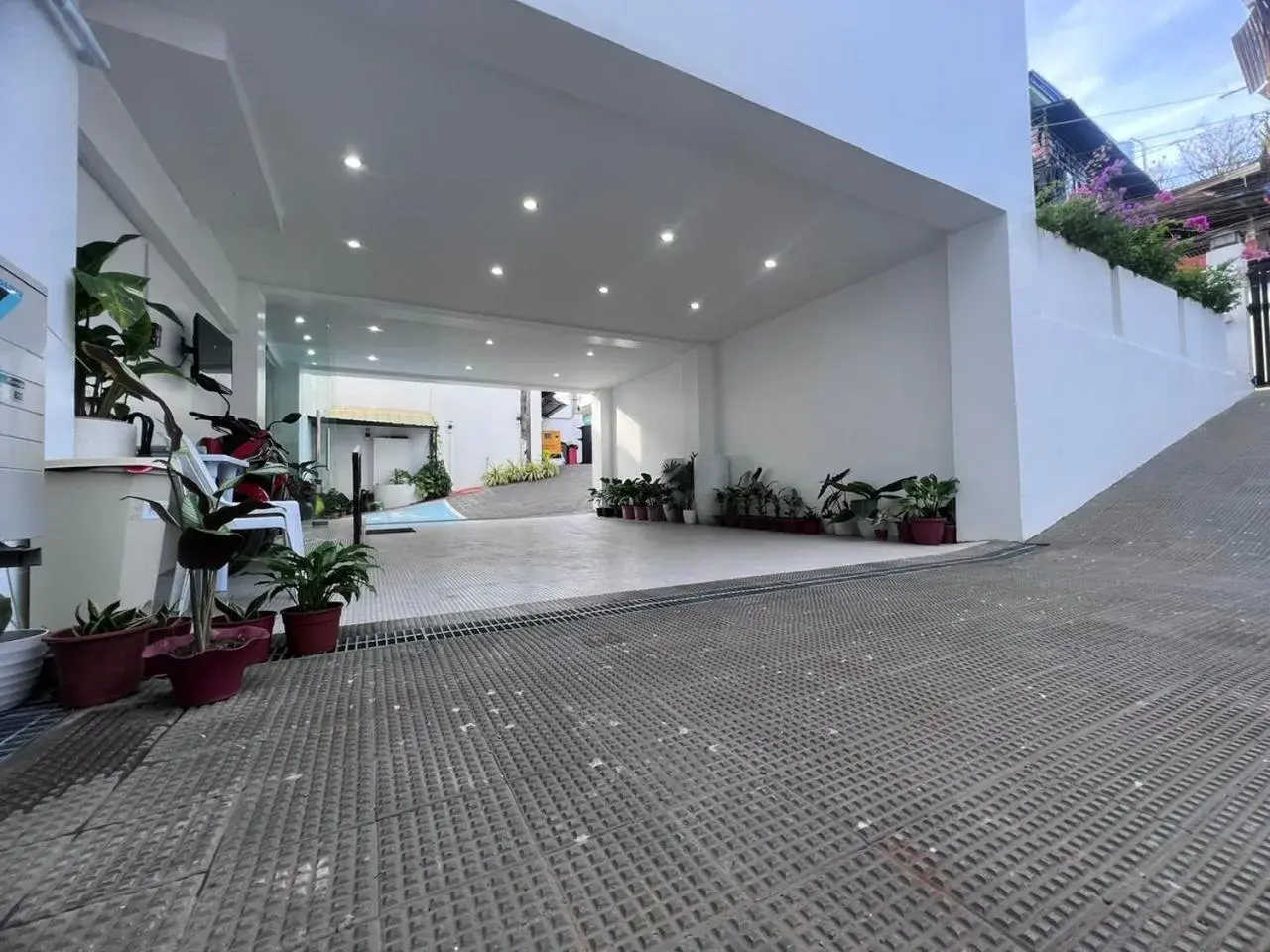 Property building in Cebu Mini Hotel Property building in Cebu Mini Hotel