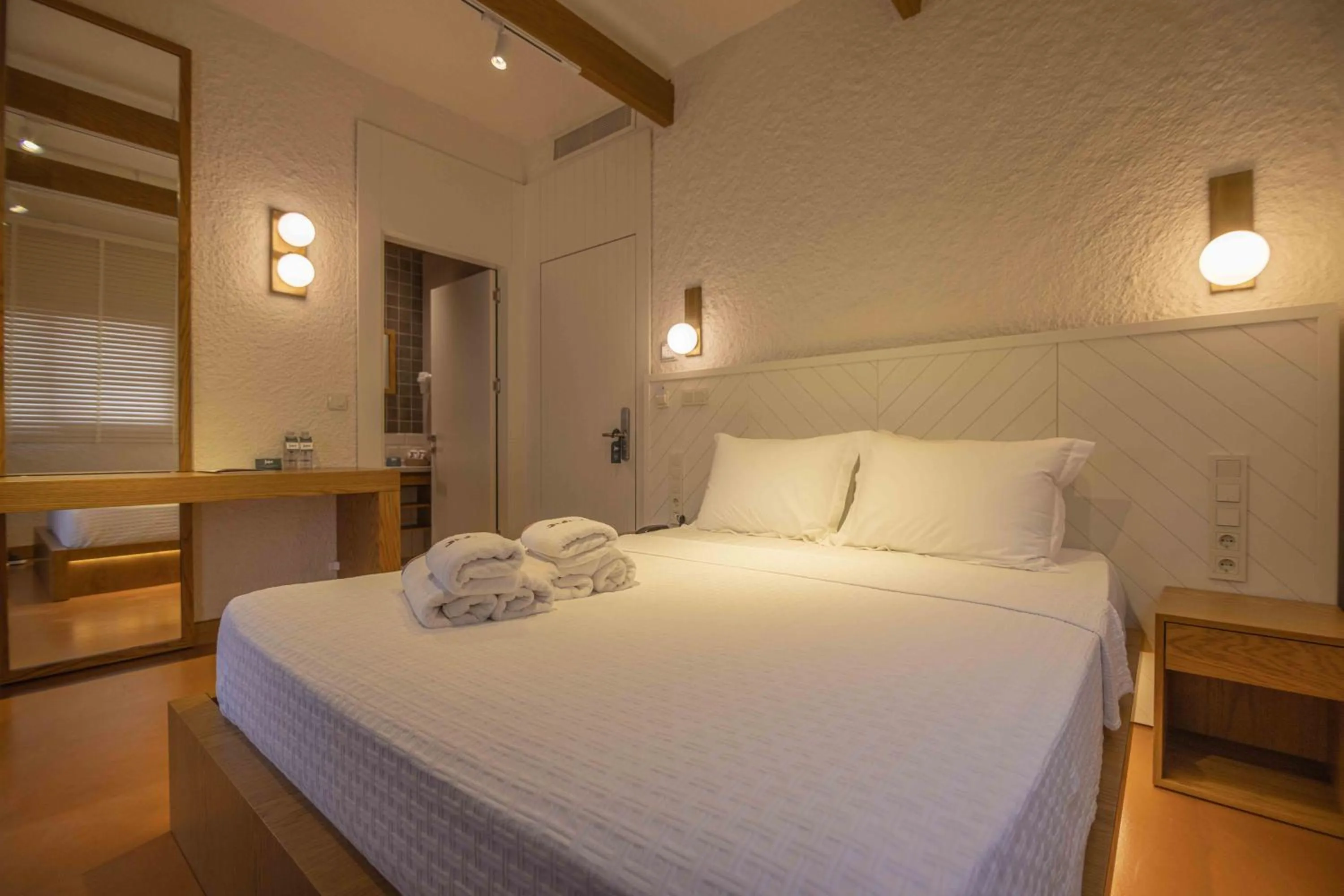 Bed in June Alaçatı Adult Only