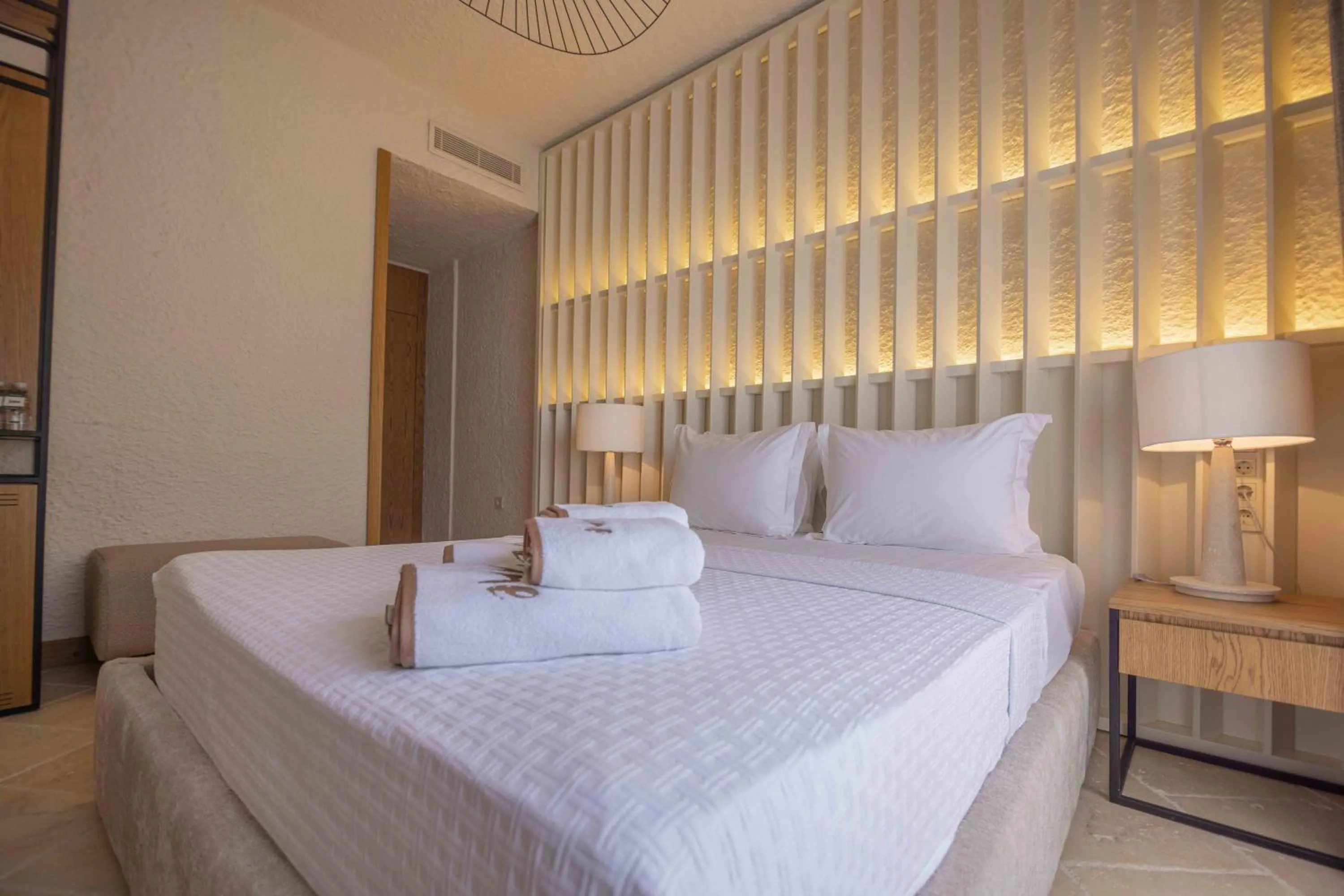 Bed in June Alaçatı Adult Only