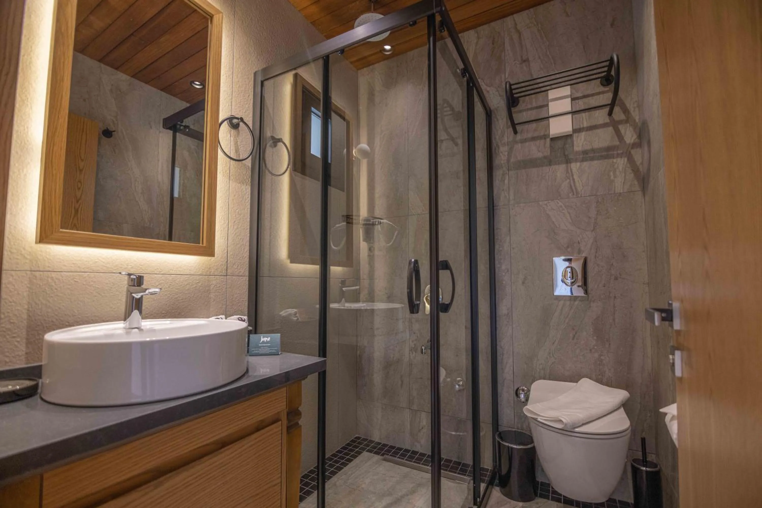 Shower in June Alaçatı Adult Only