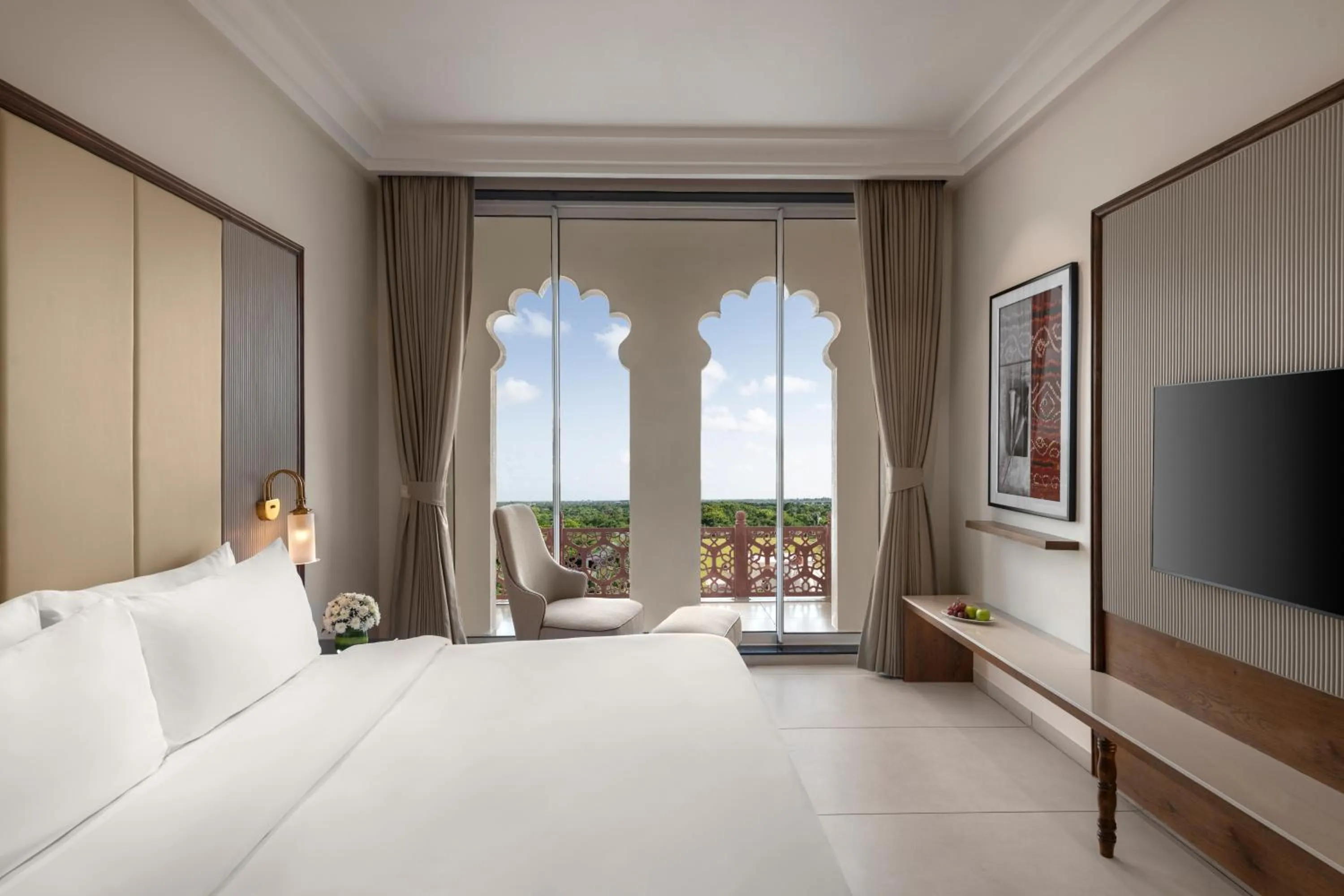 Bed in Uday Palace Navsari, a member of Radisson Individuals