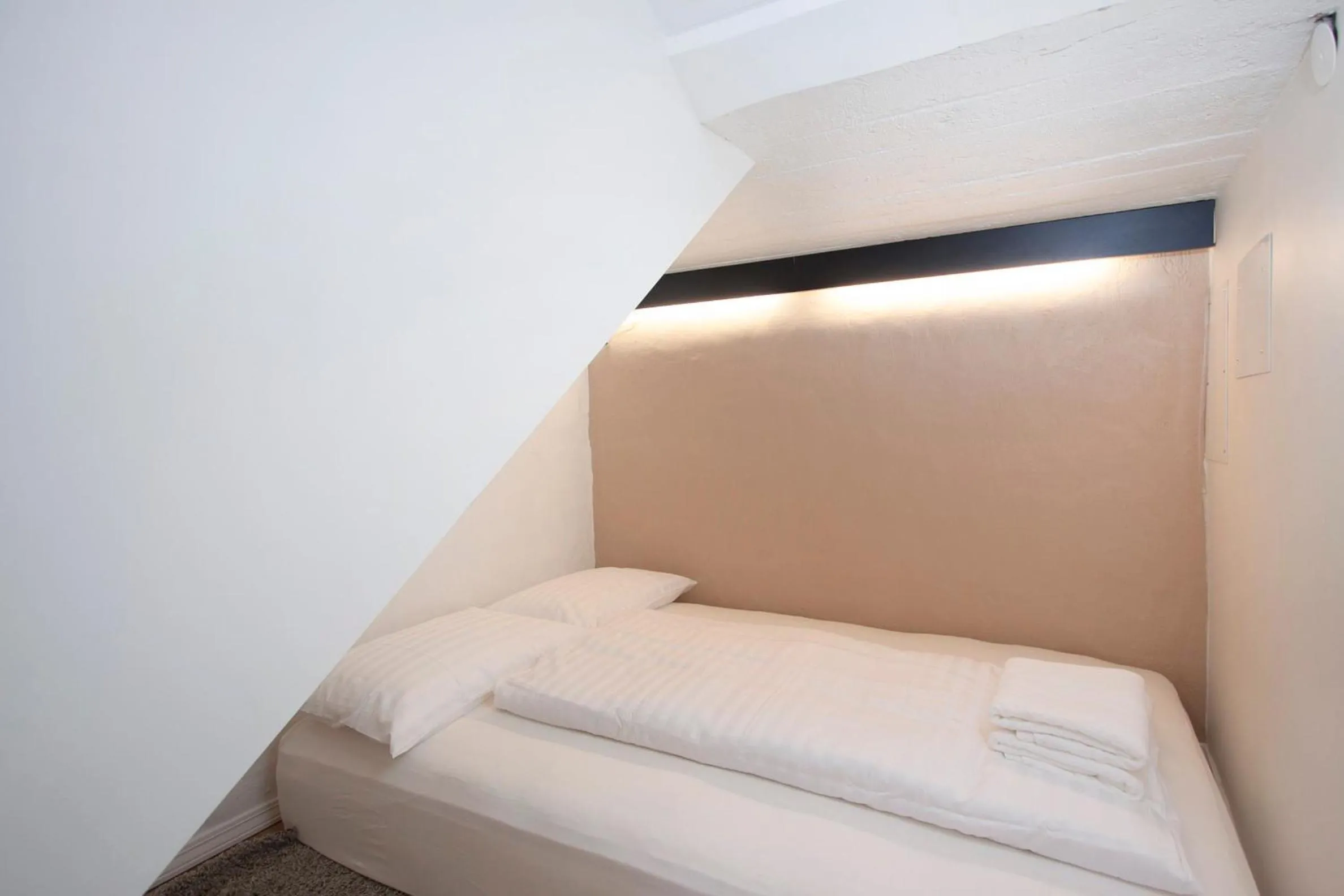 Bed in Astro Hverfisgata