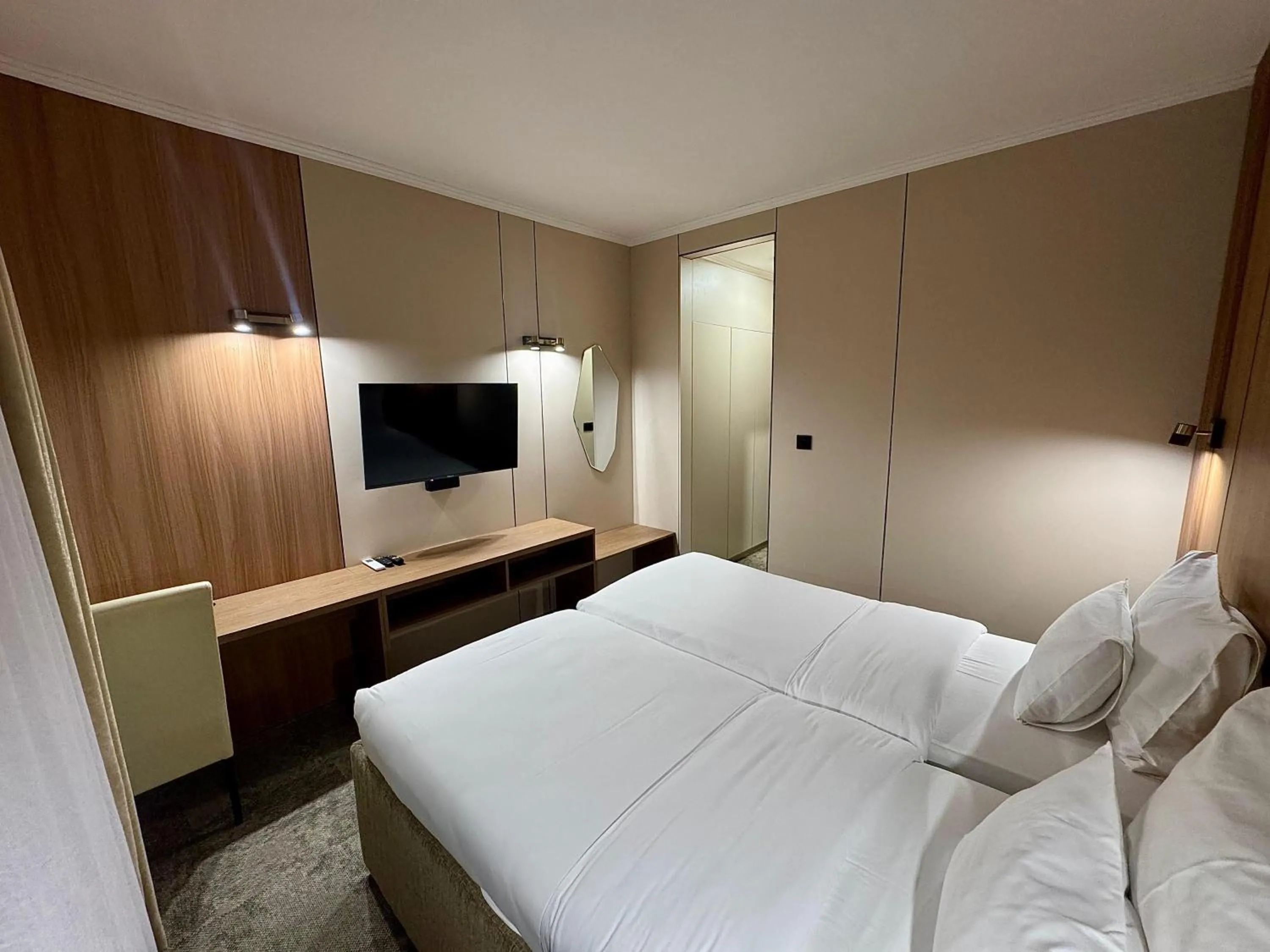 Bed in Hotel Leotar