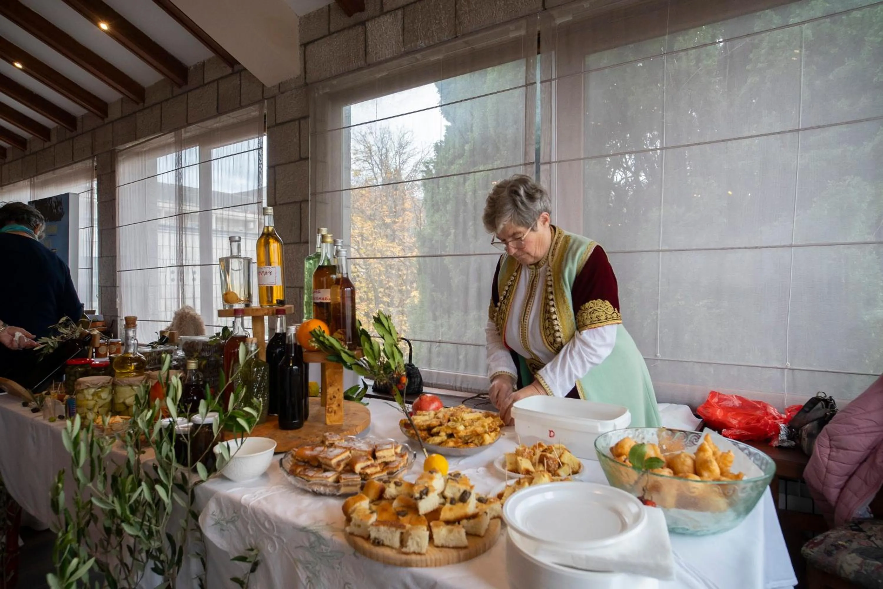 Restaurant/places to eat in Hotel Leotar