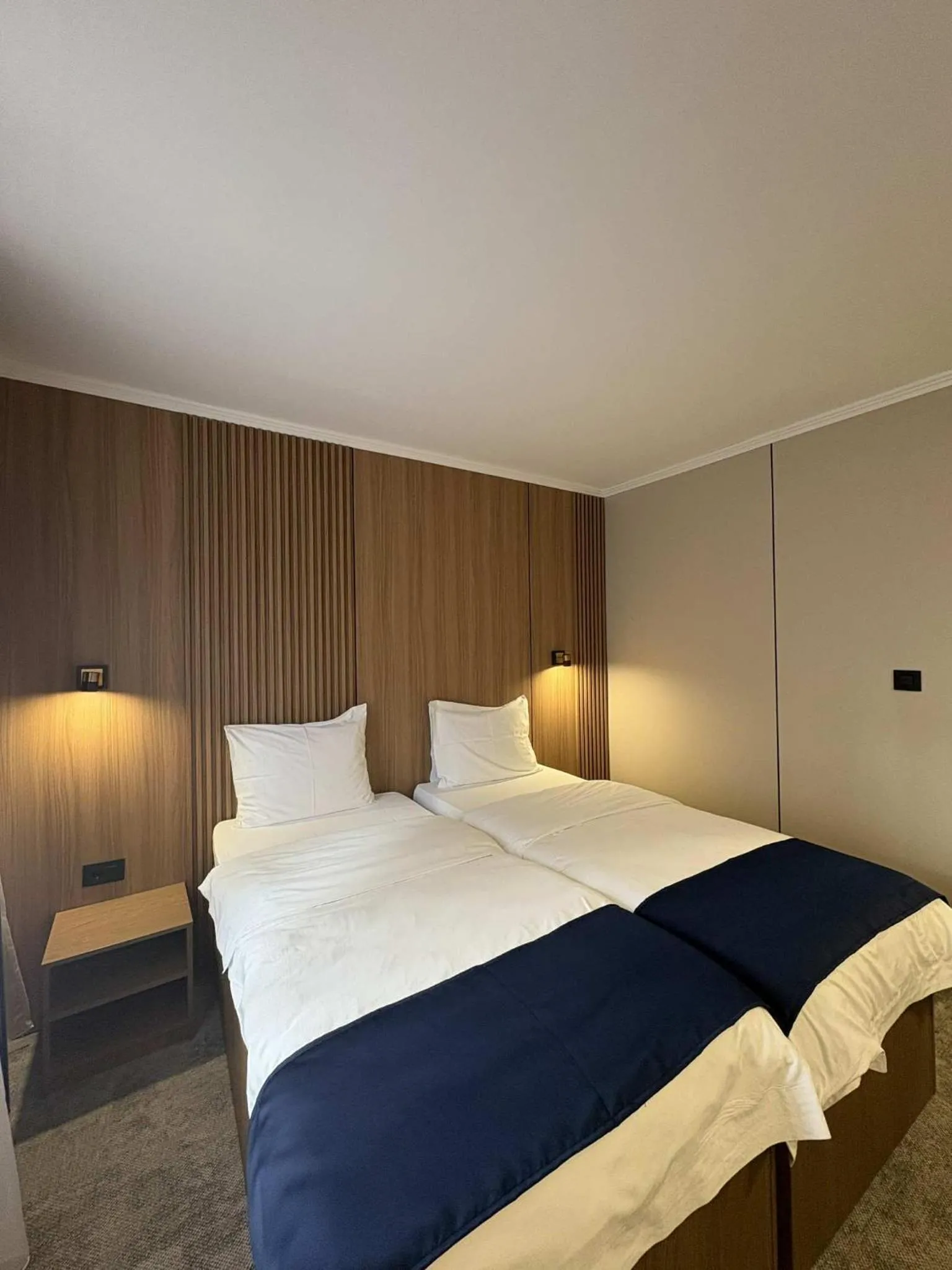 Bed in Hotel Leotar