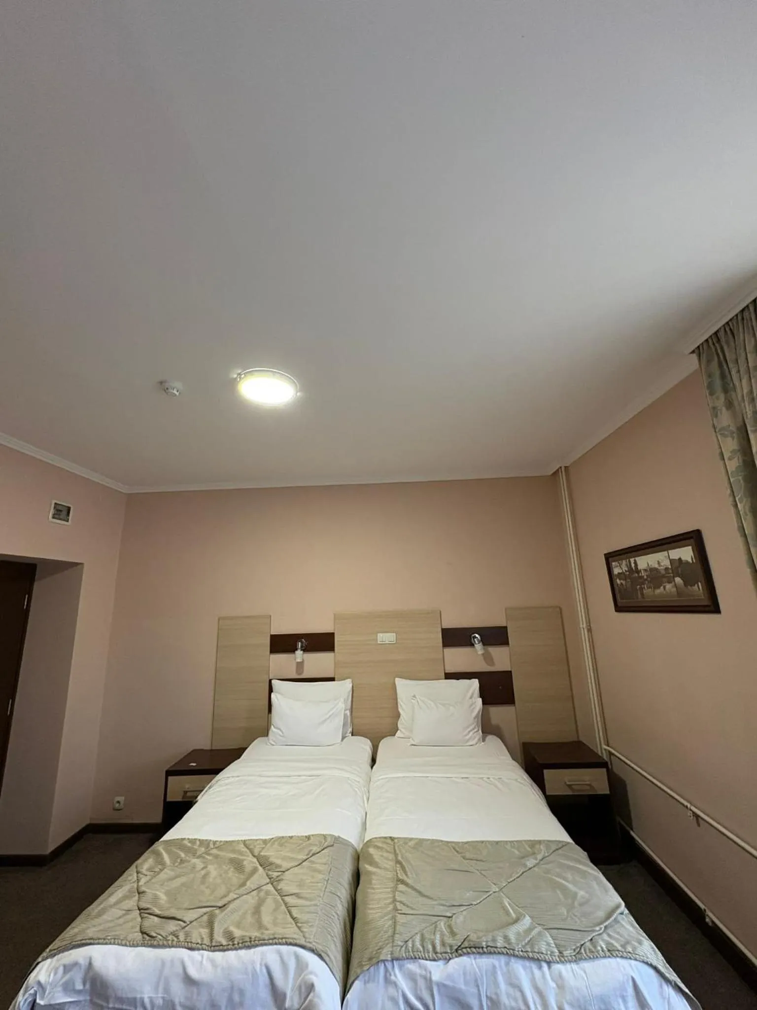 Bed in Hotel Leotar