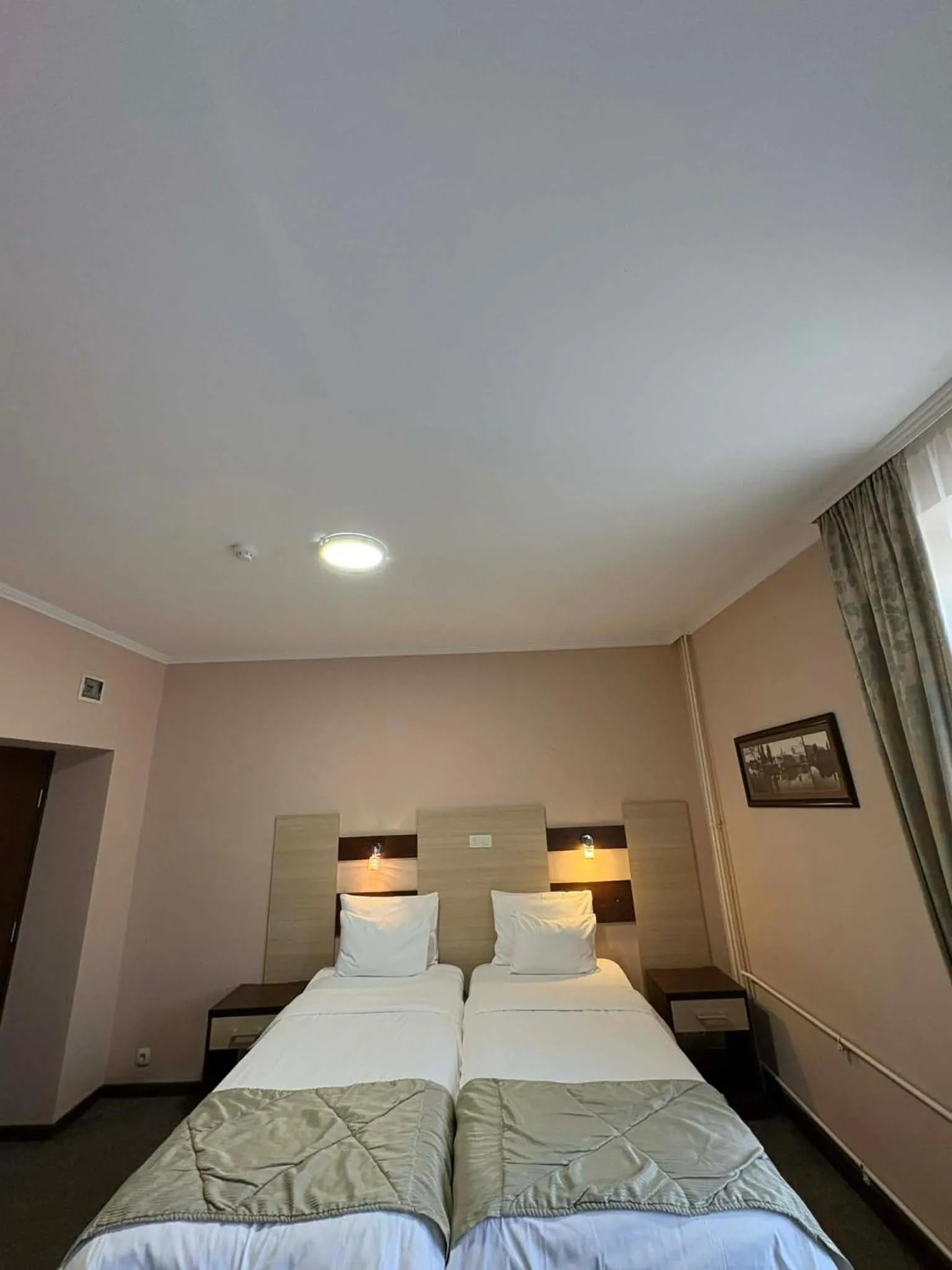 Bed in Hotel Leotar