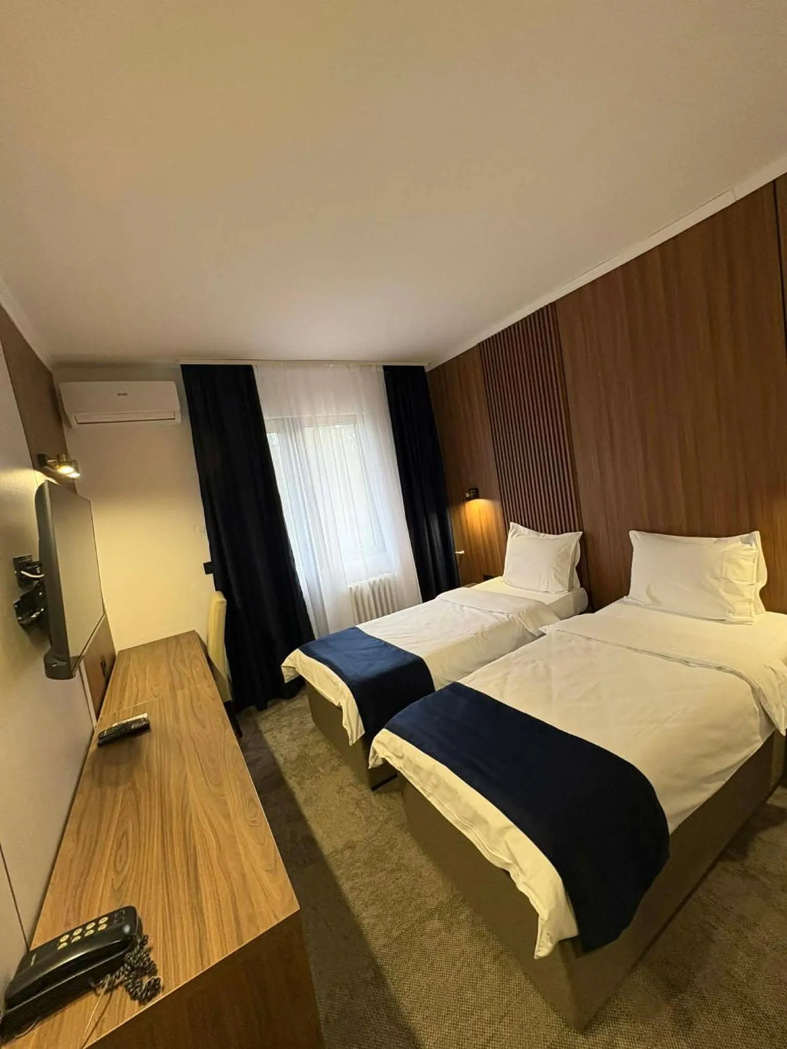 Bed in Hotel Leotar