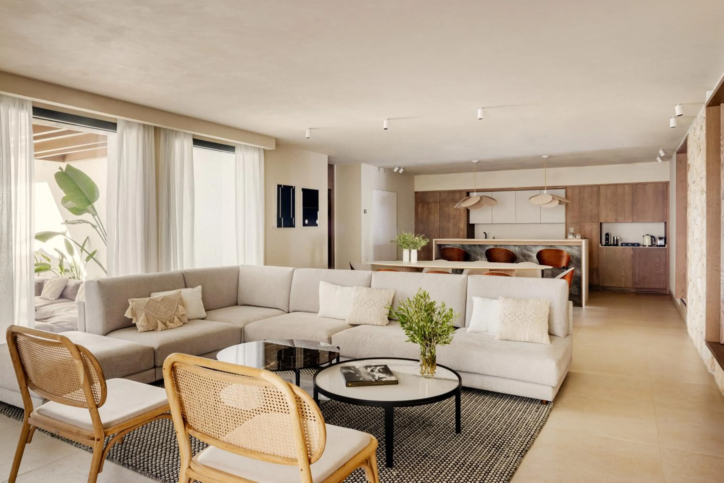 Living room in Anfitrión Villas & Suites