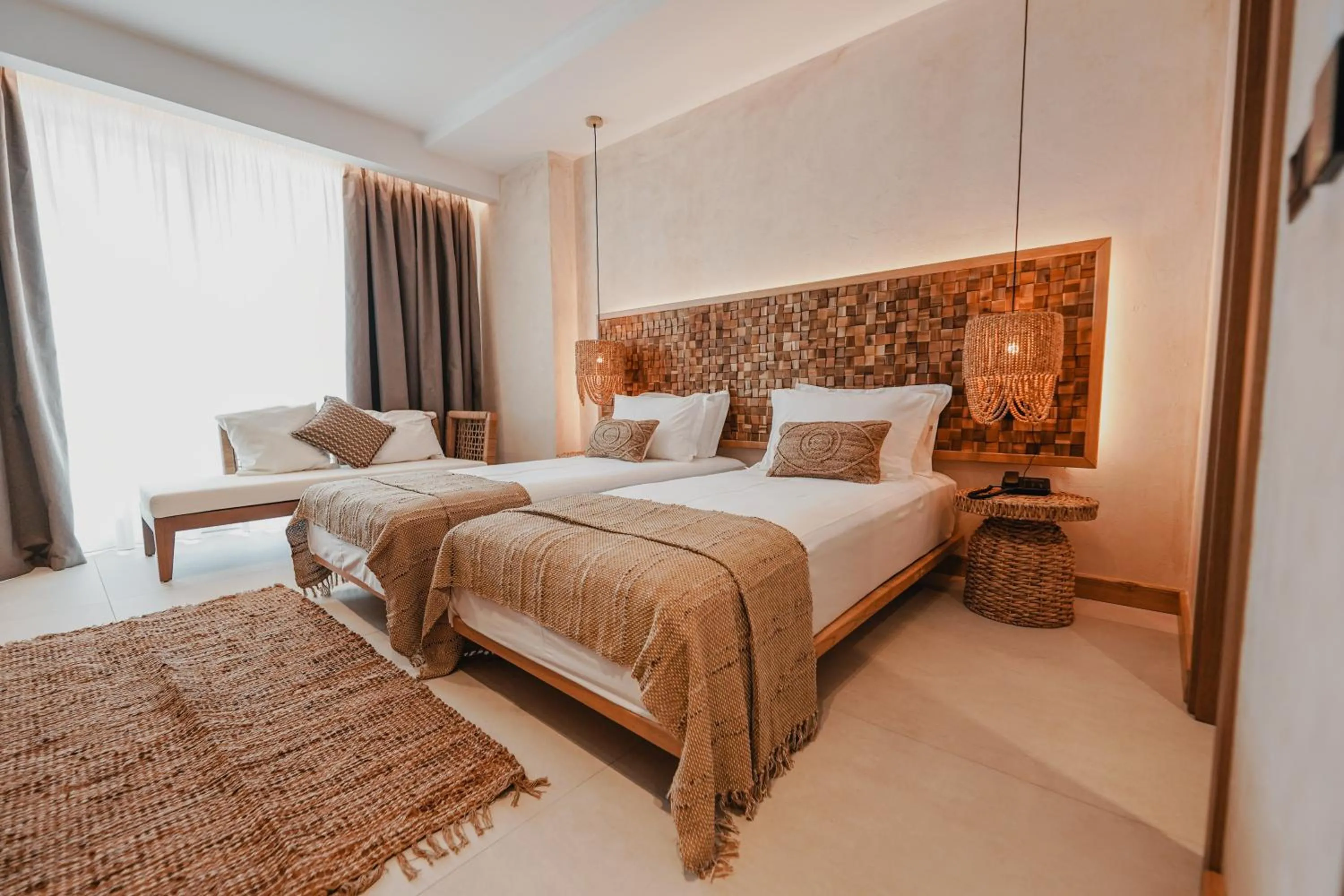 Photo of the whole room, Bed in Lost Seaside Hotel