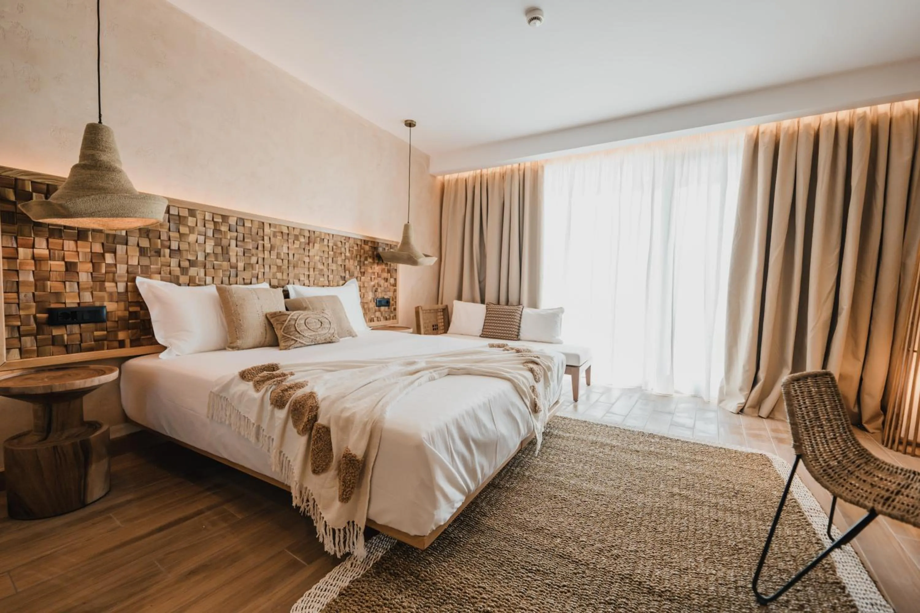 Photo of the whole room, Bed in Lost Seaside Hotel