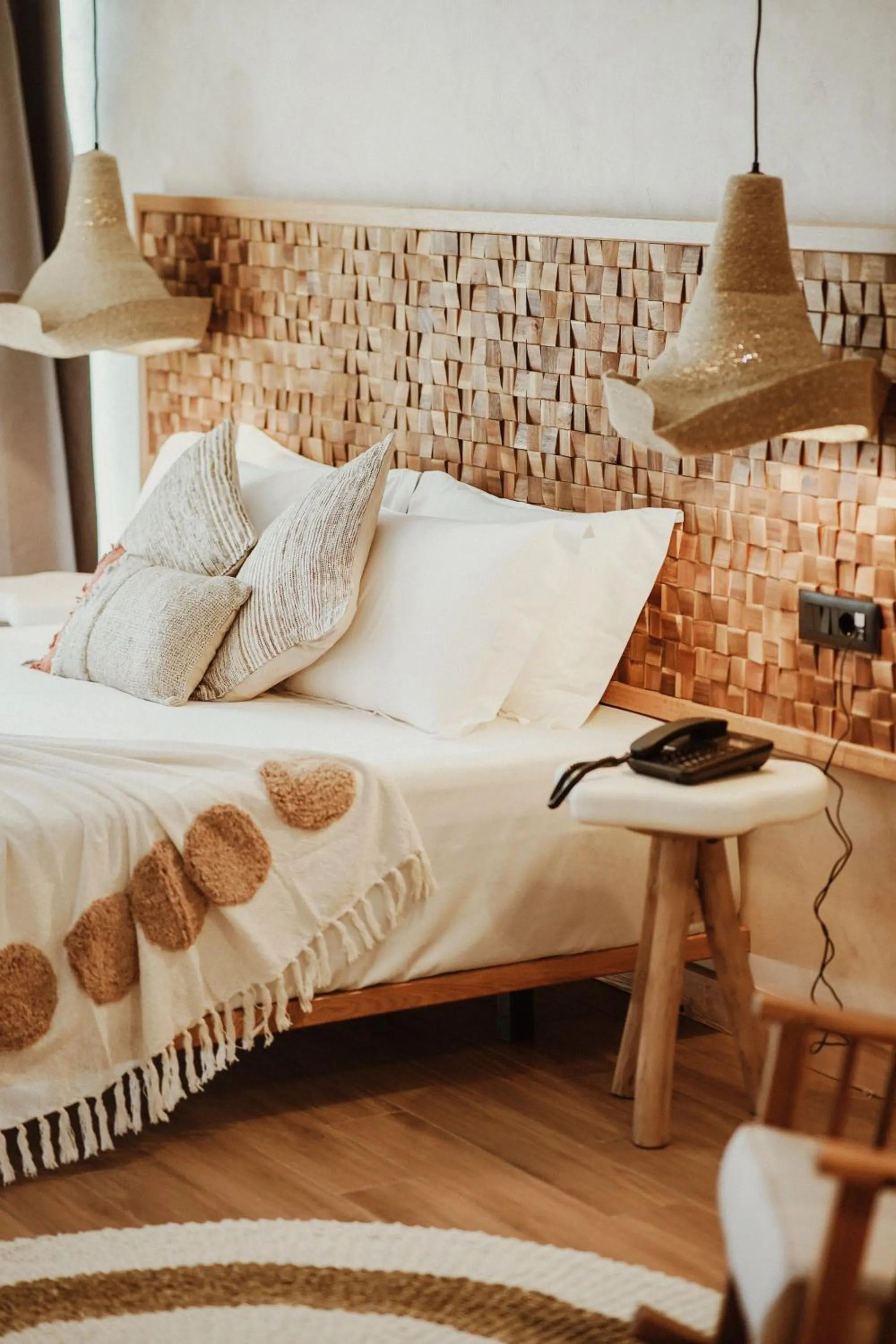 Photo of the whole room, Bed in Lost Seaside Hotel