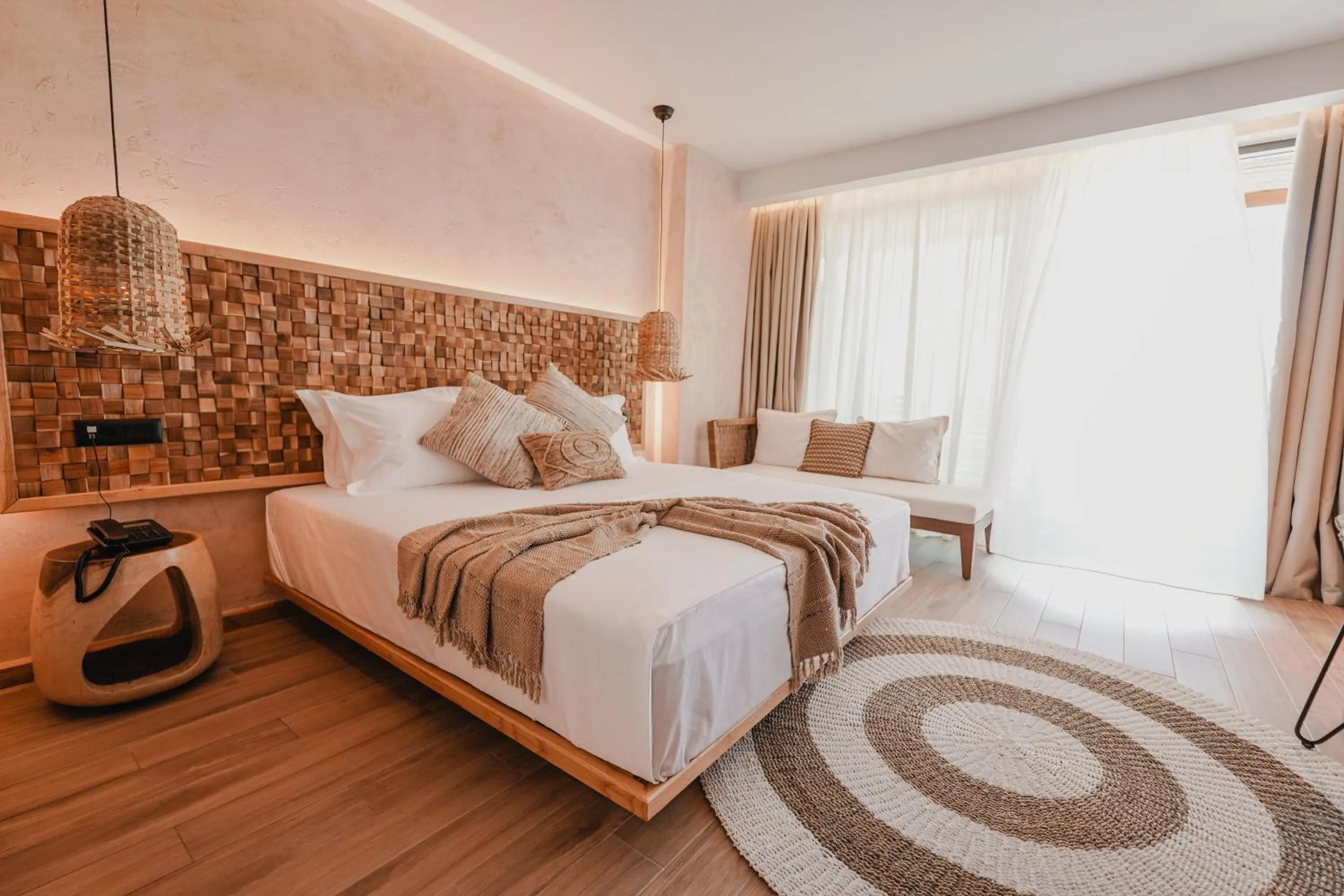 Photo of the whole room, Bed in Lost Seaside Hotel