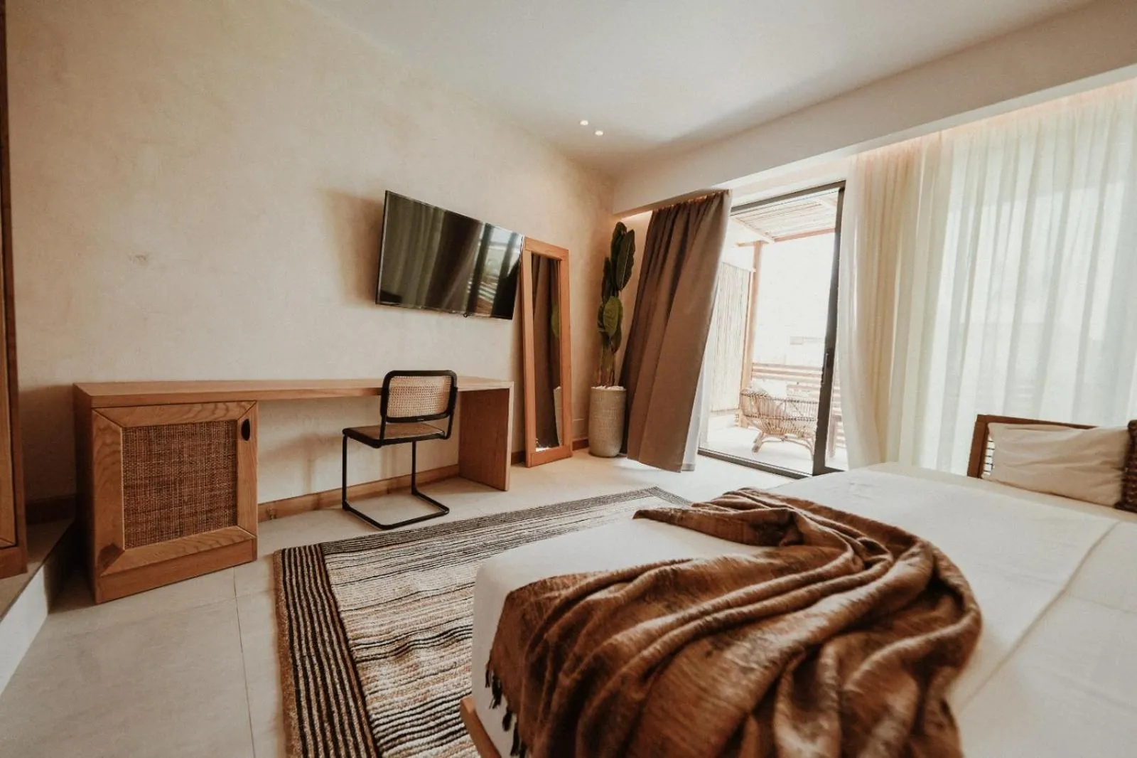 Photo of the whole room, Bed in Lost Seaside Hotel