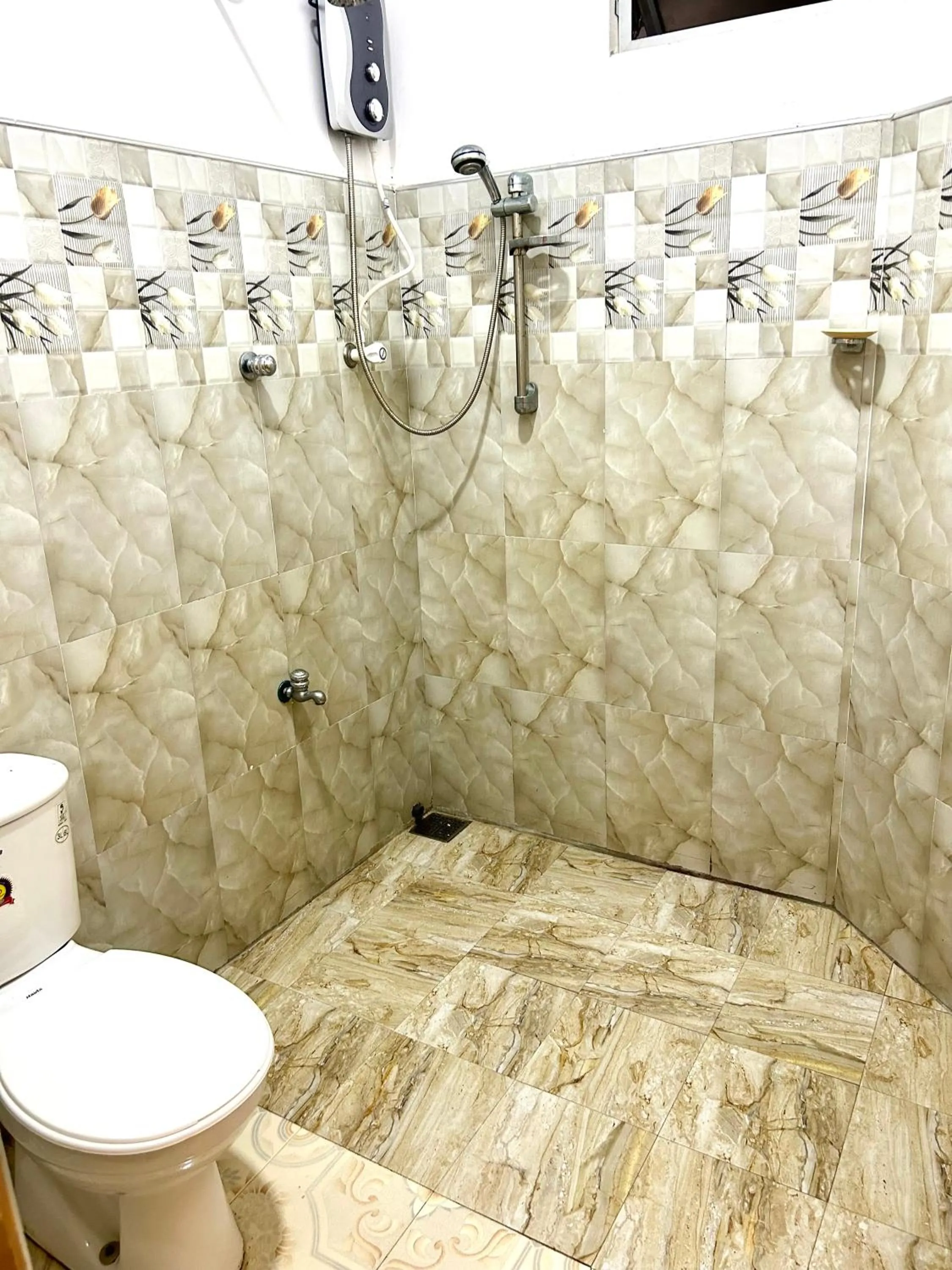 Bathroom in Kenno's Korner