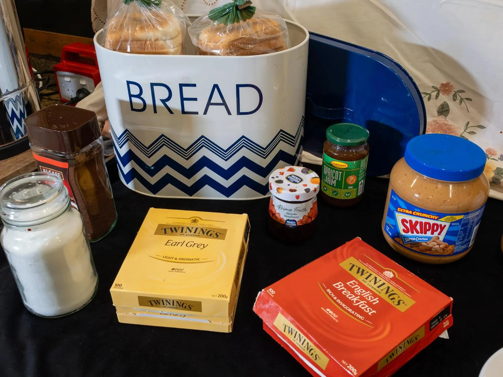 Food in AZZURRO POD HOTEL - Central Sydney