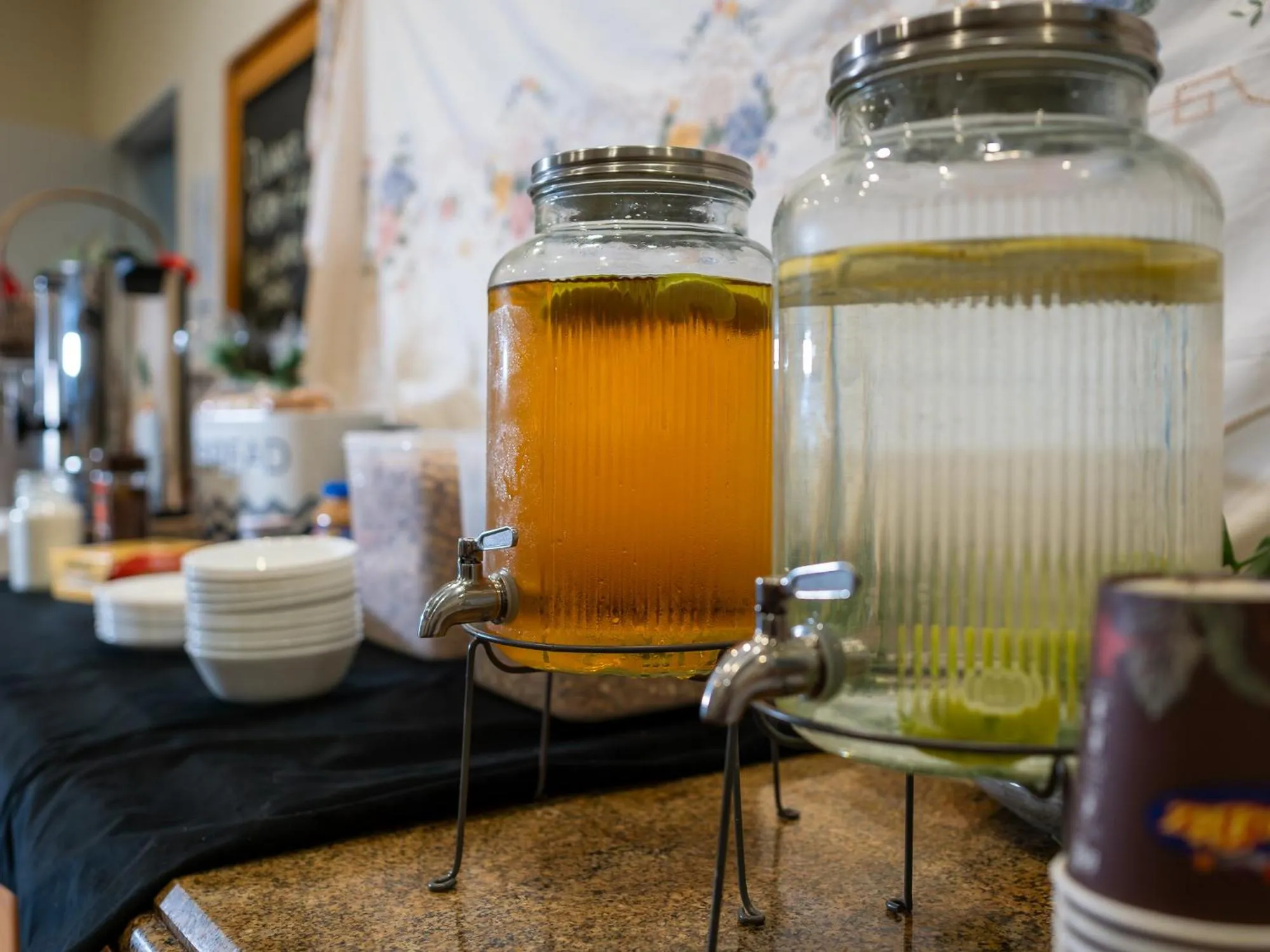 Food in AZZURRO POD HOTEL - Central Sydney