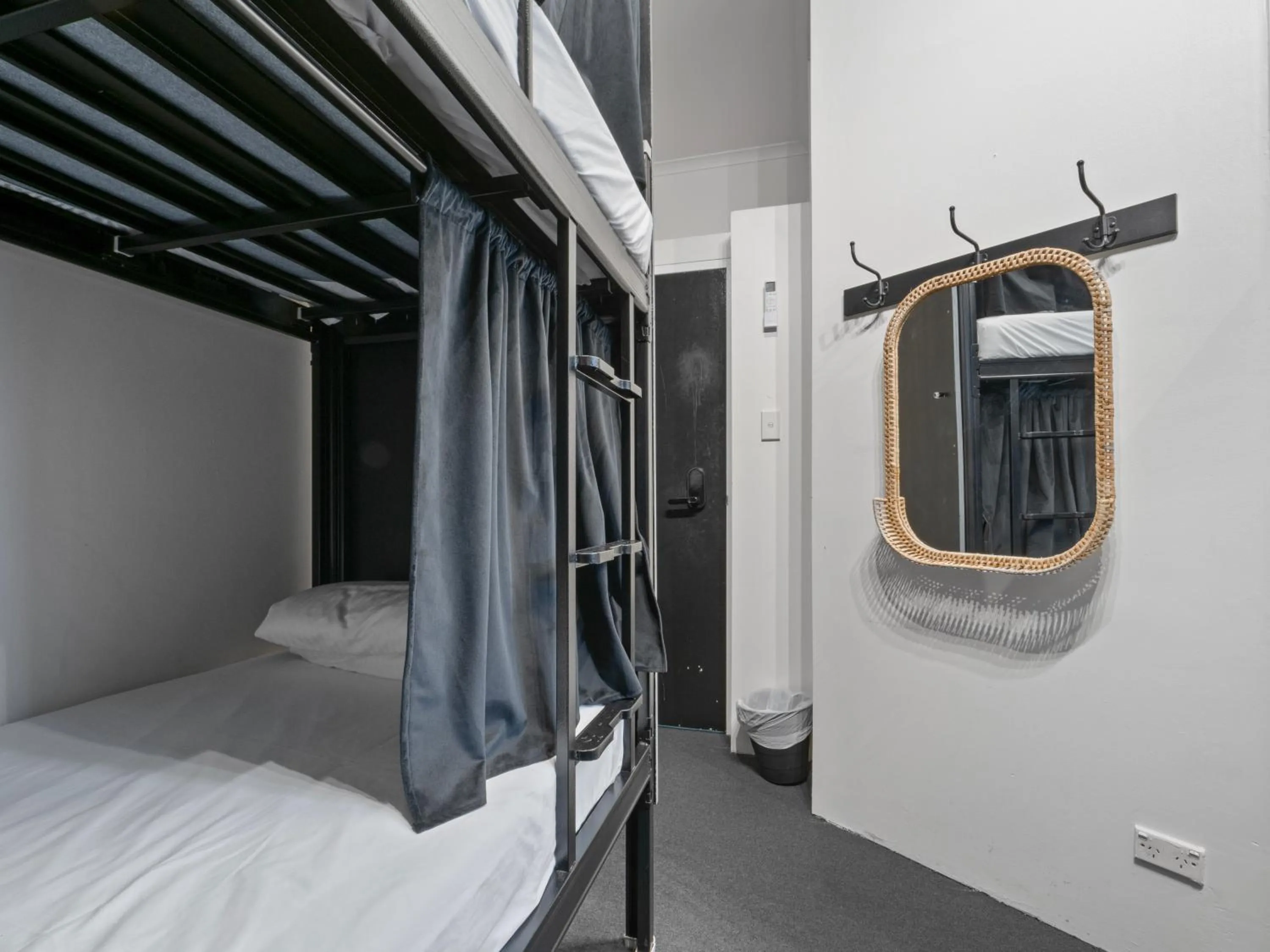 Photo of the whole room, Bed in AZZURRO POD HOTEL - Central Sydney