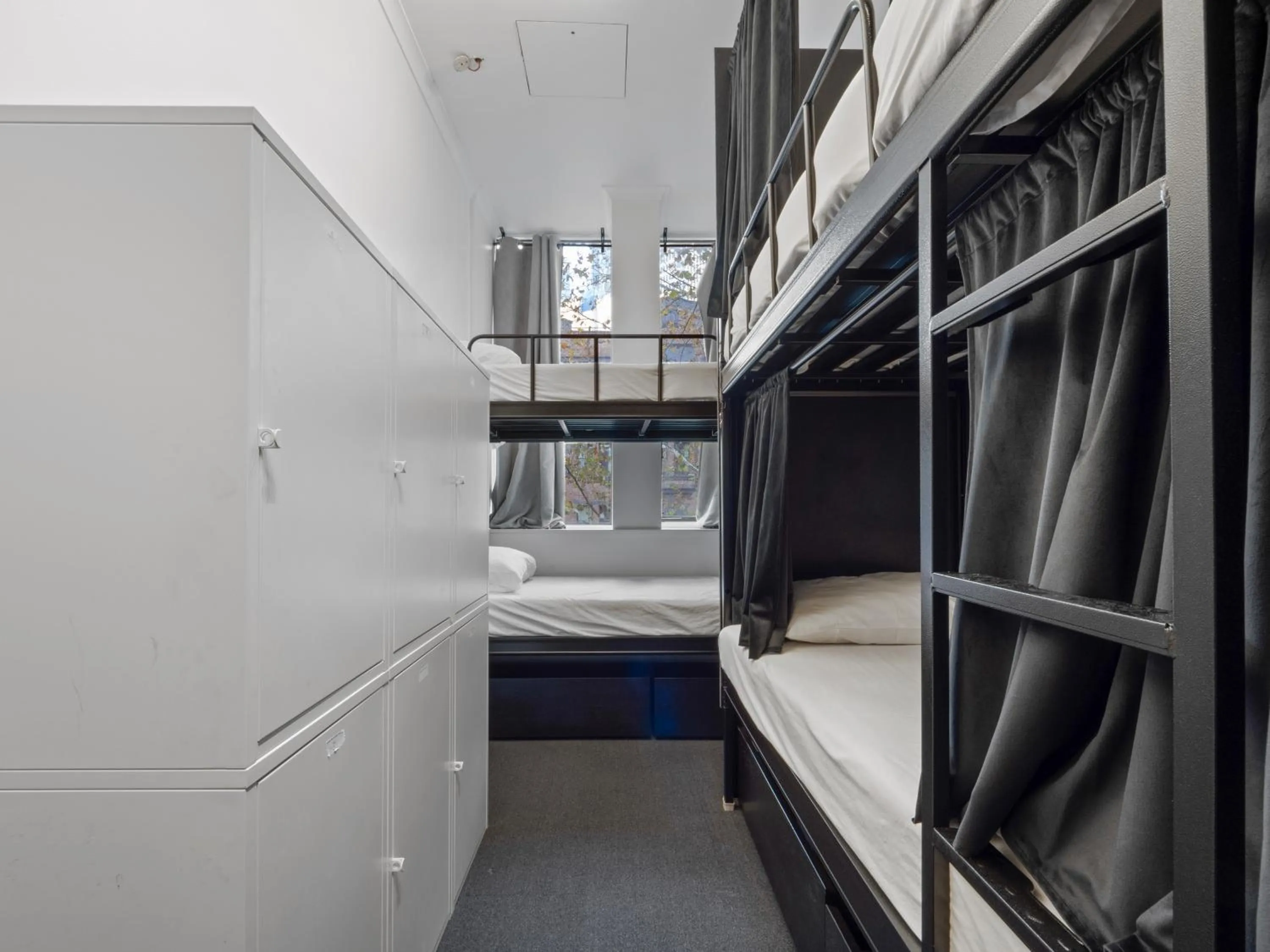 Photo of the whole room, Bed in AZZURRO POD HOTEL - Central Sydney