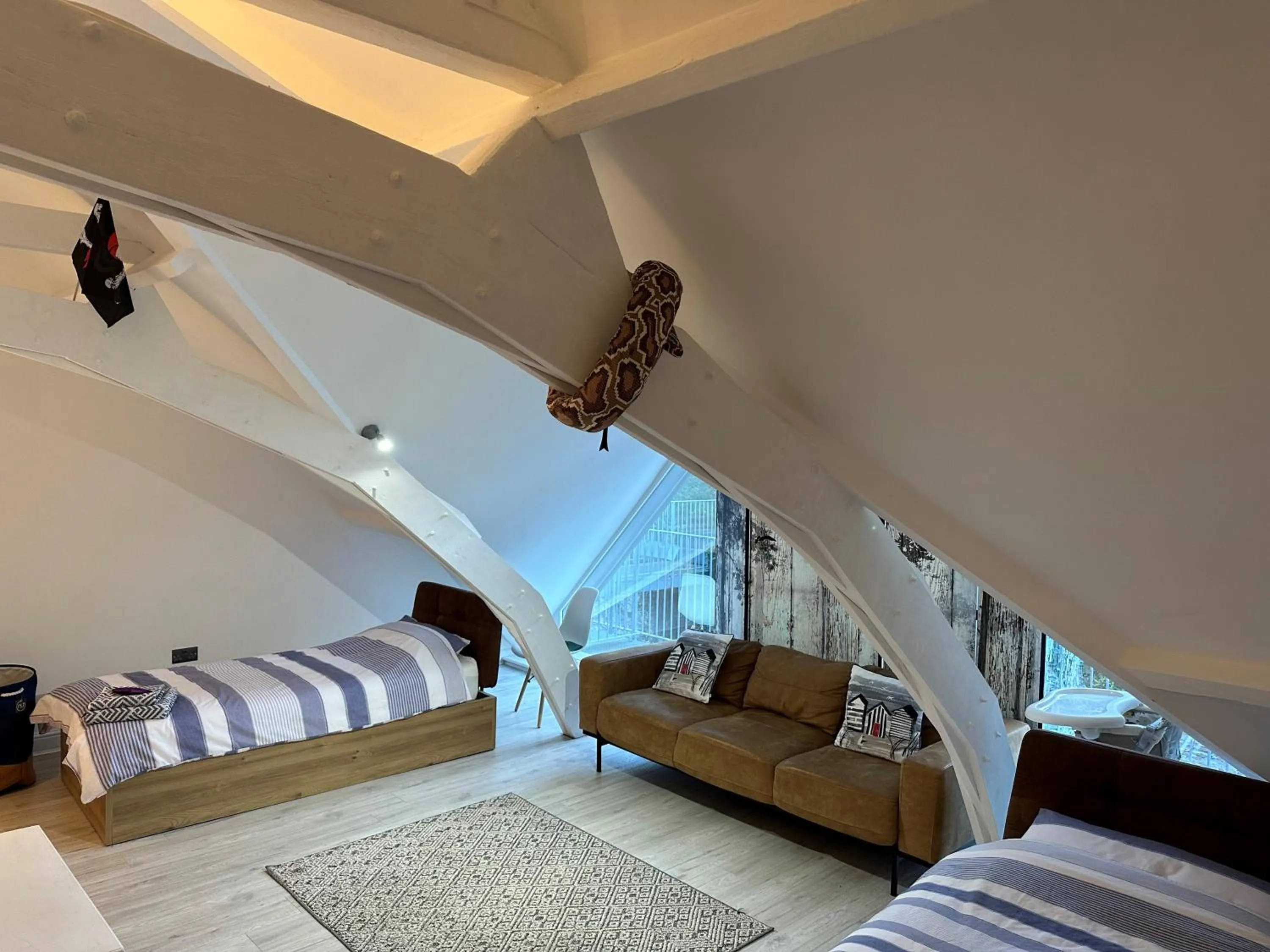 Bedroom, Bed in Beautiful, spacious 3 bed Brixham apartment