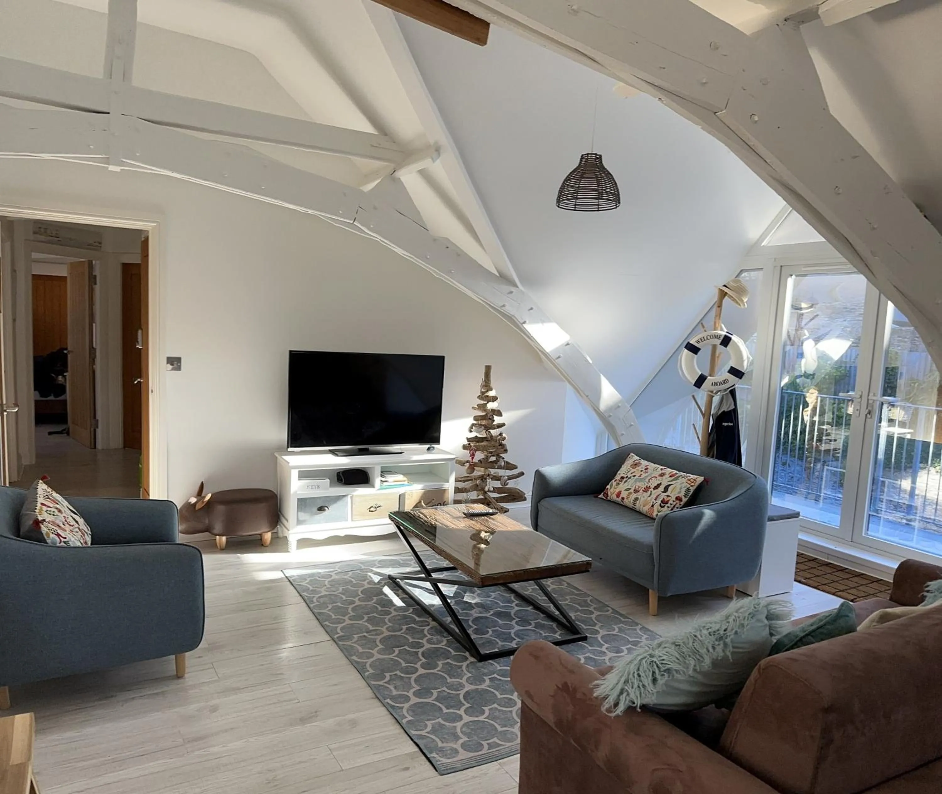 Living room in Beautiful, spacious 3 bed Brixham apartment