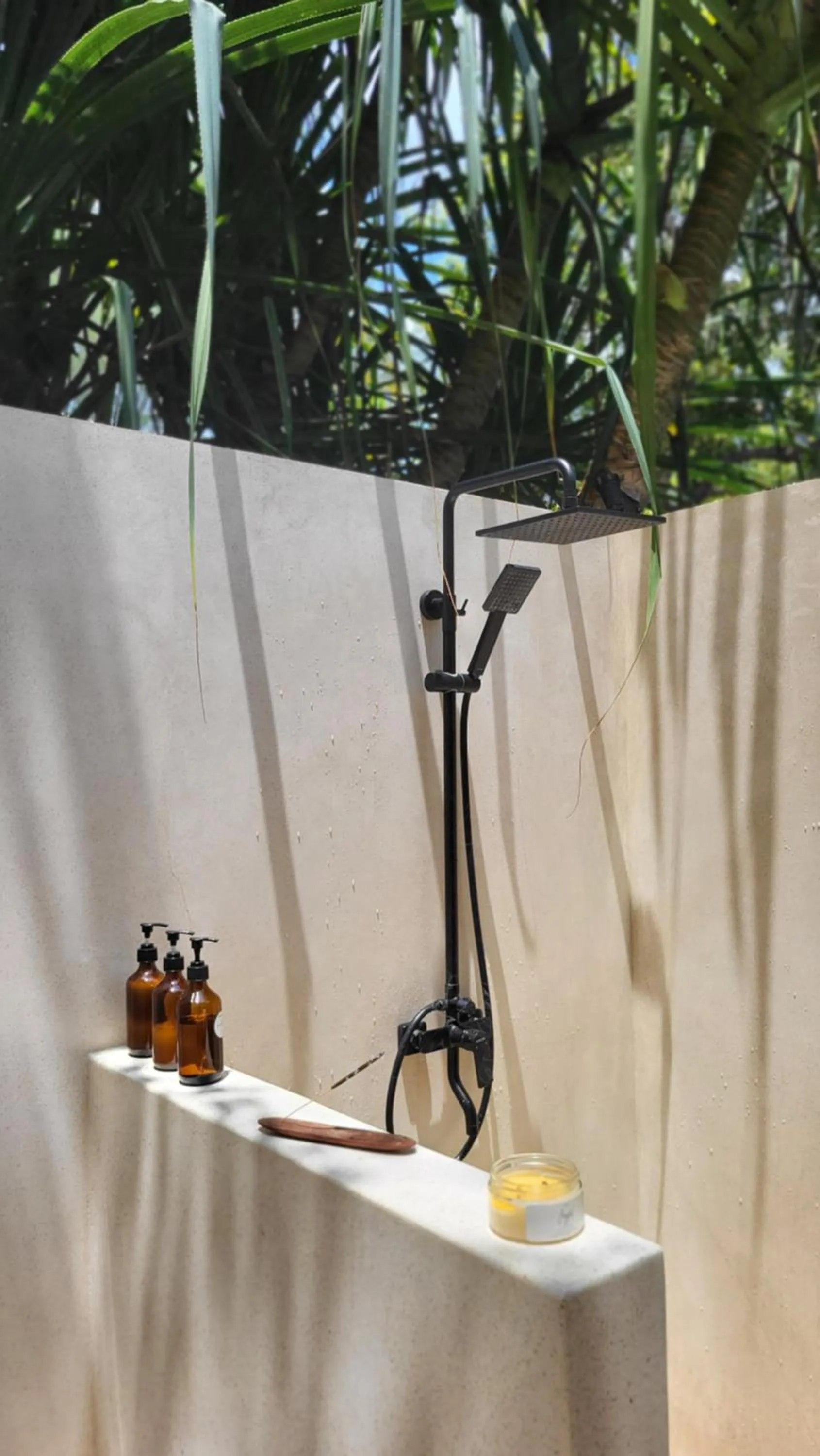 Shower in The Barefoot Blondie Village