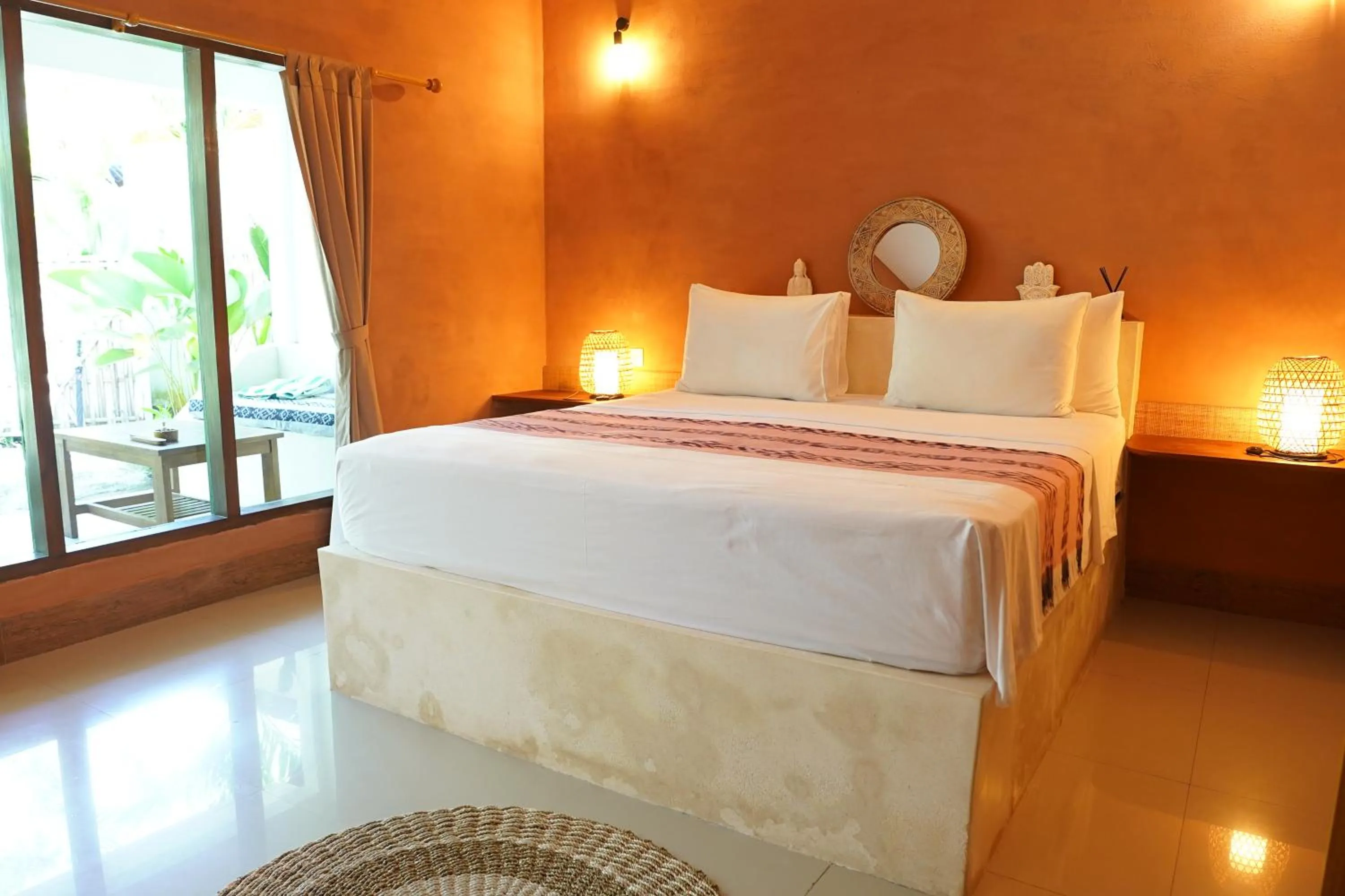 Bed in The Barefoot Blondie Village