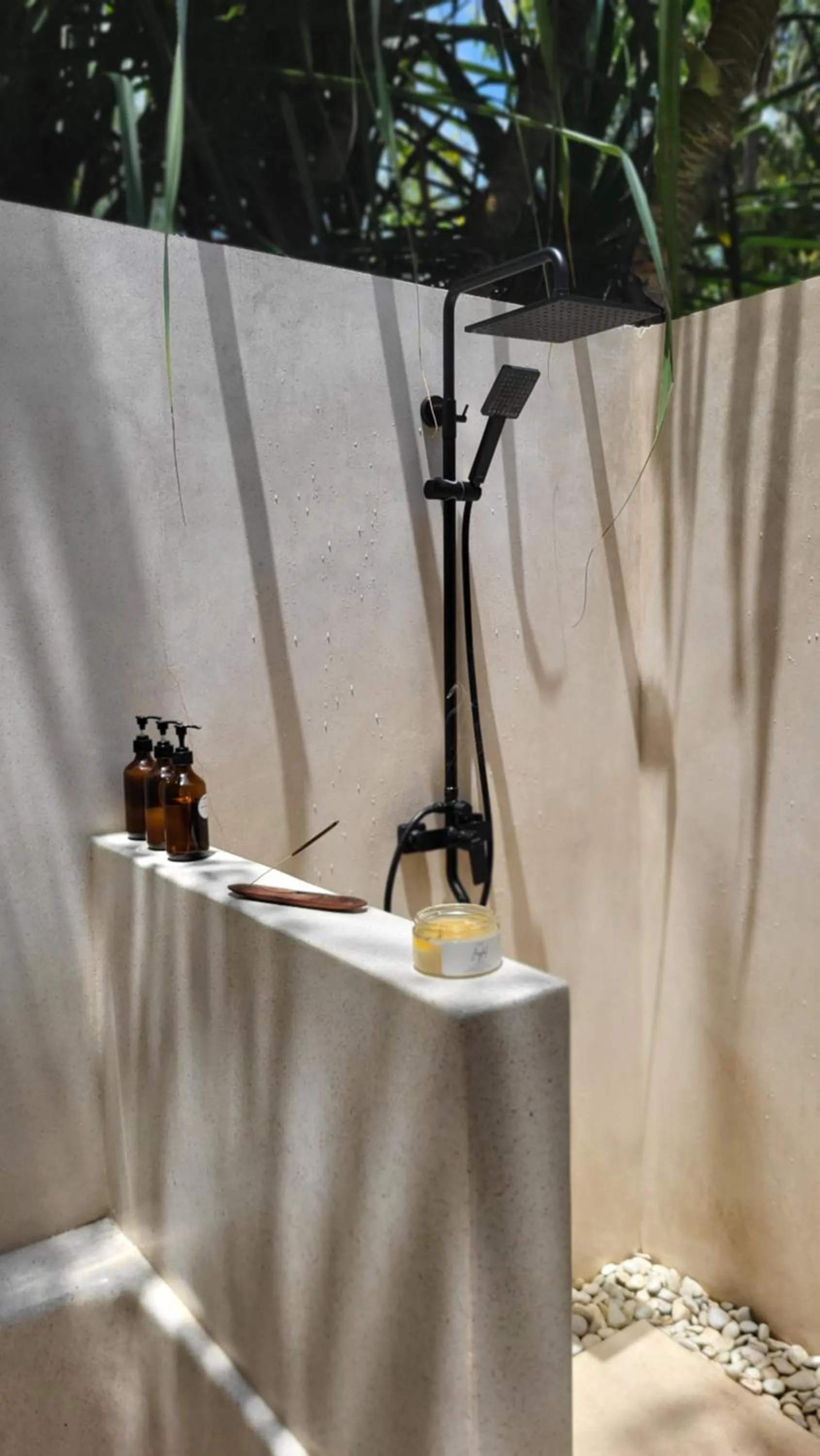 Bathroom in The Barefoot Blondie Village