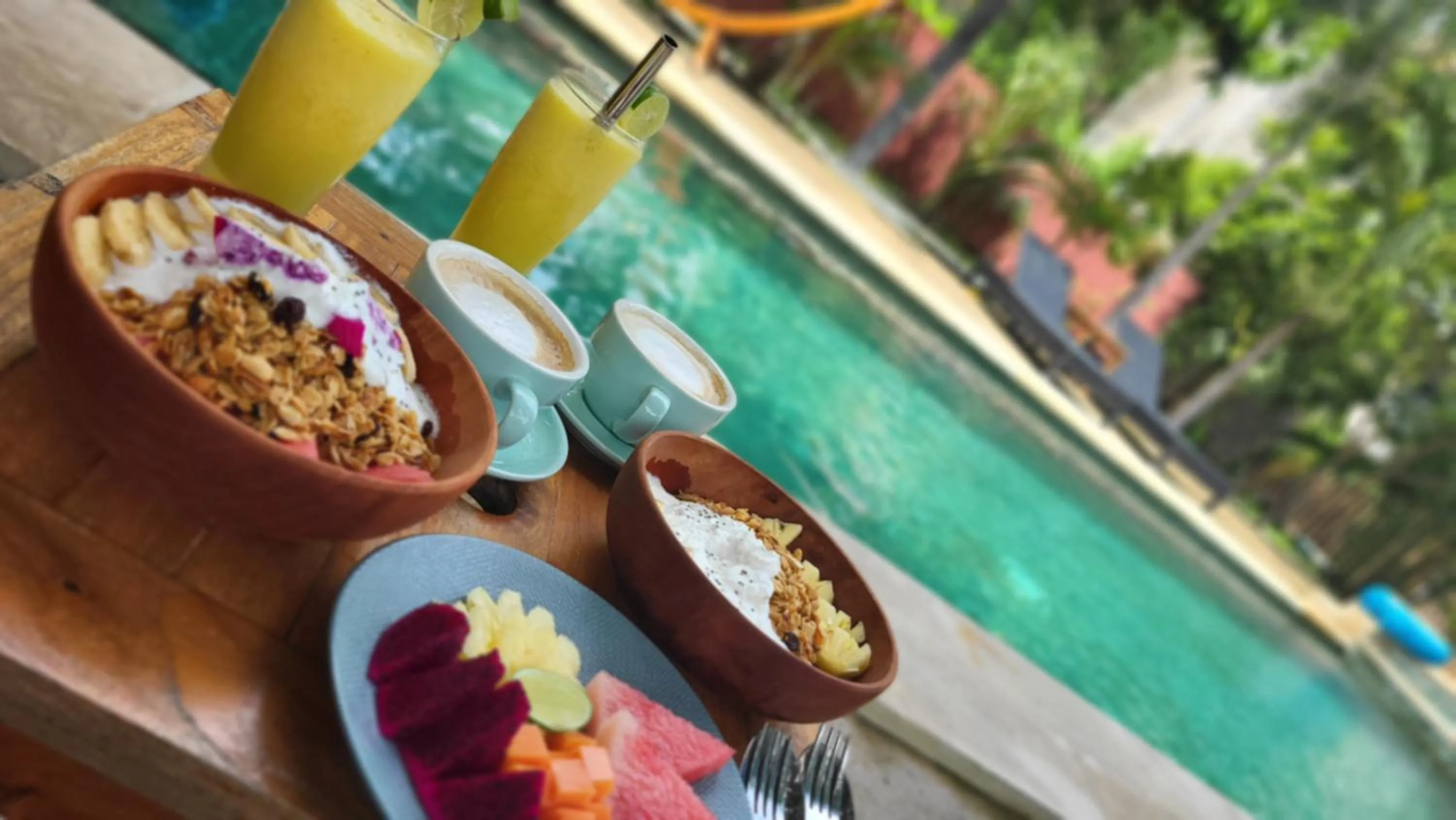 Food in The Barefoot Blondie Village