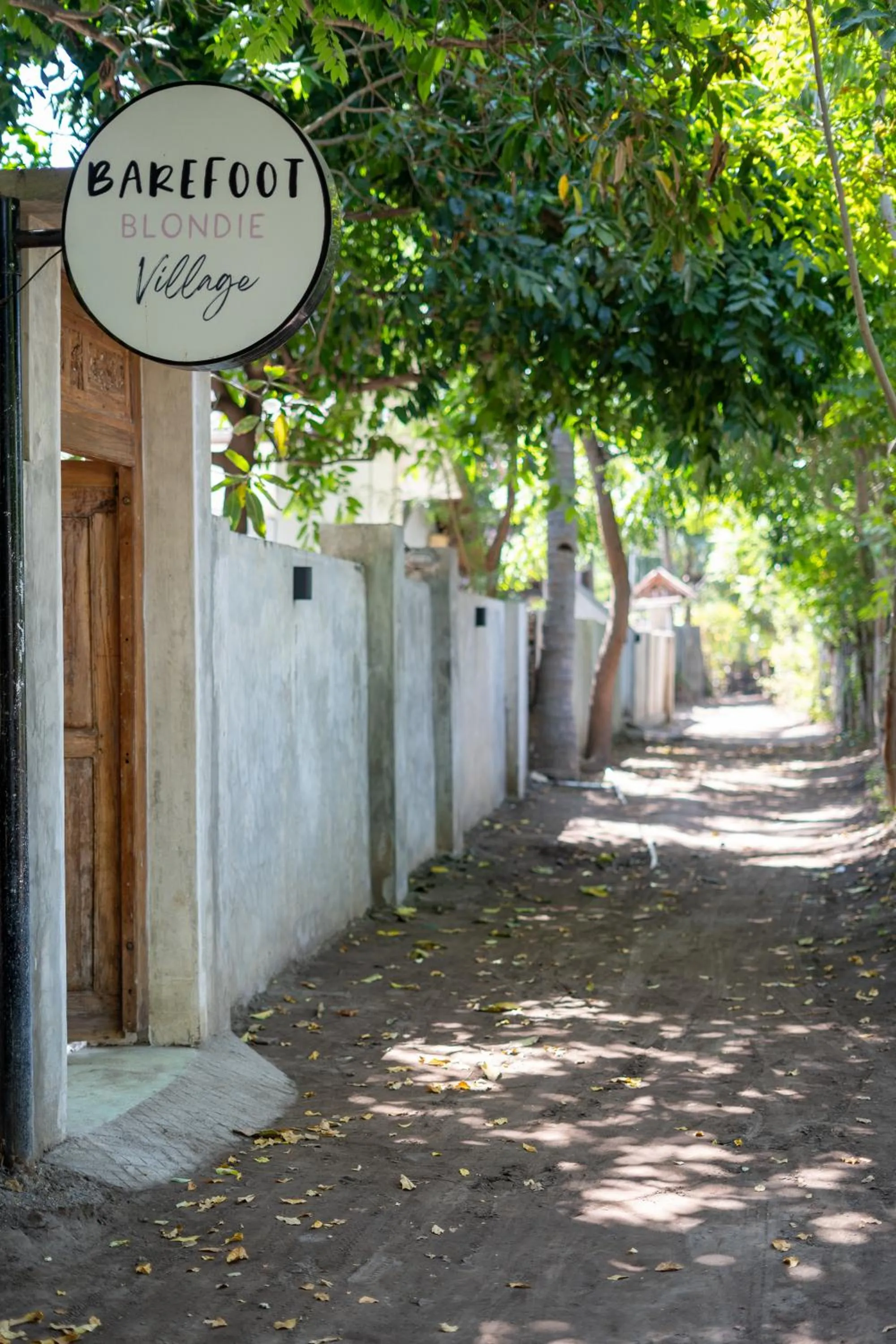 Property building in The Barefoot Blondie Village