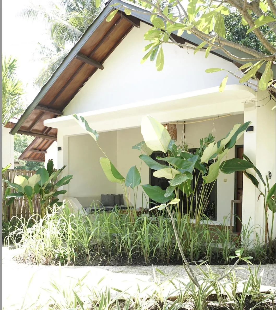 The Barefoot Blondie Village