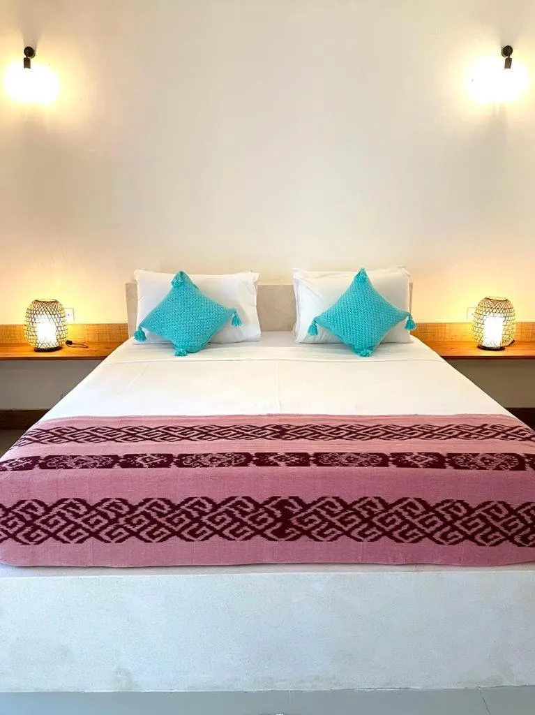 Bed in The Barefoot Blondie Village