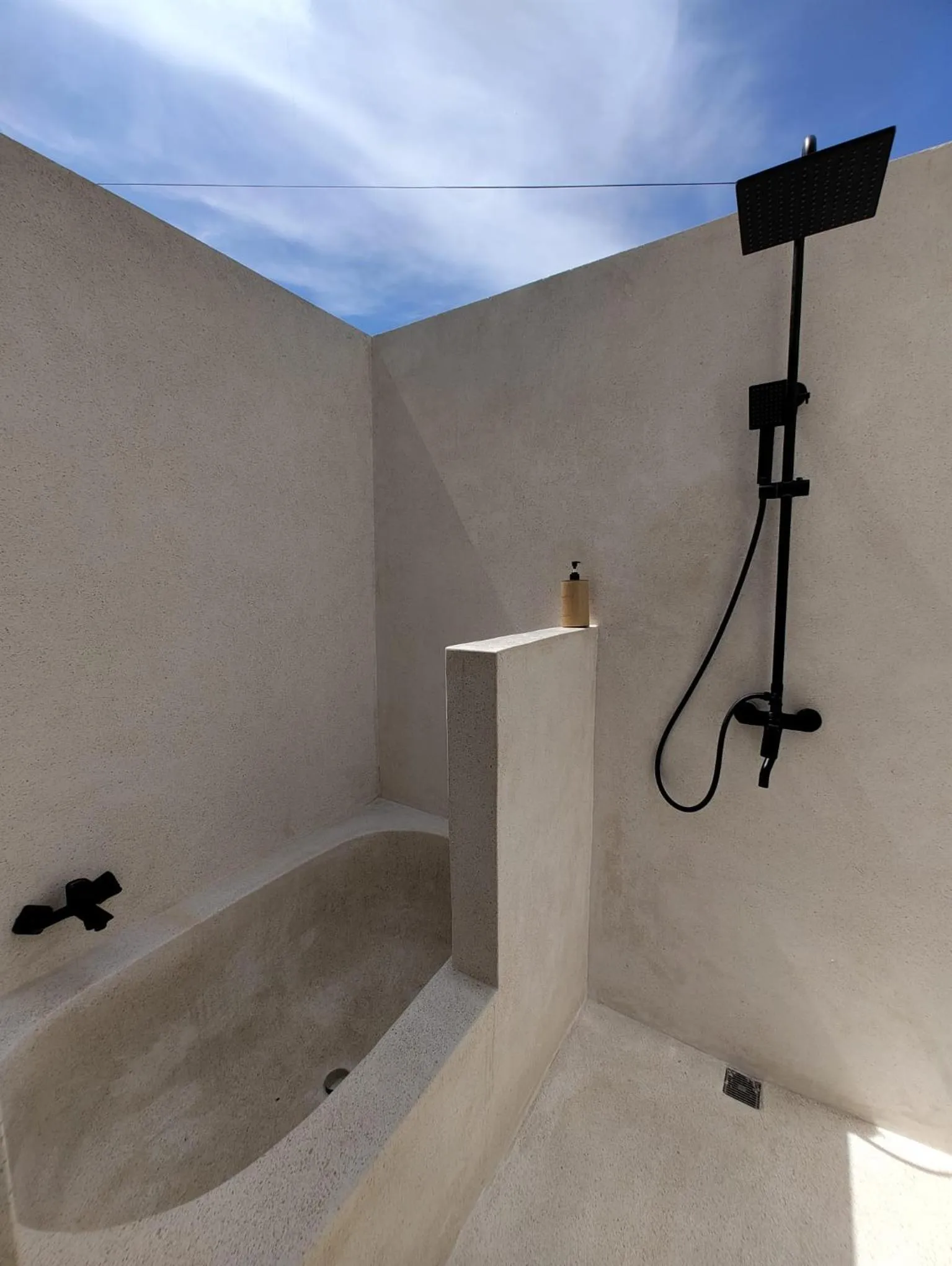 Shower in The Barefoot Blondie Village