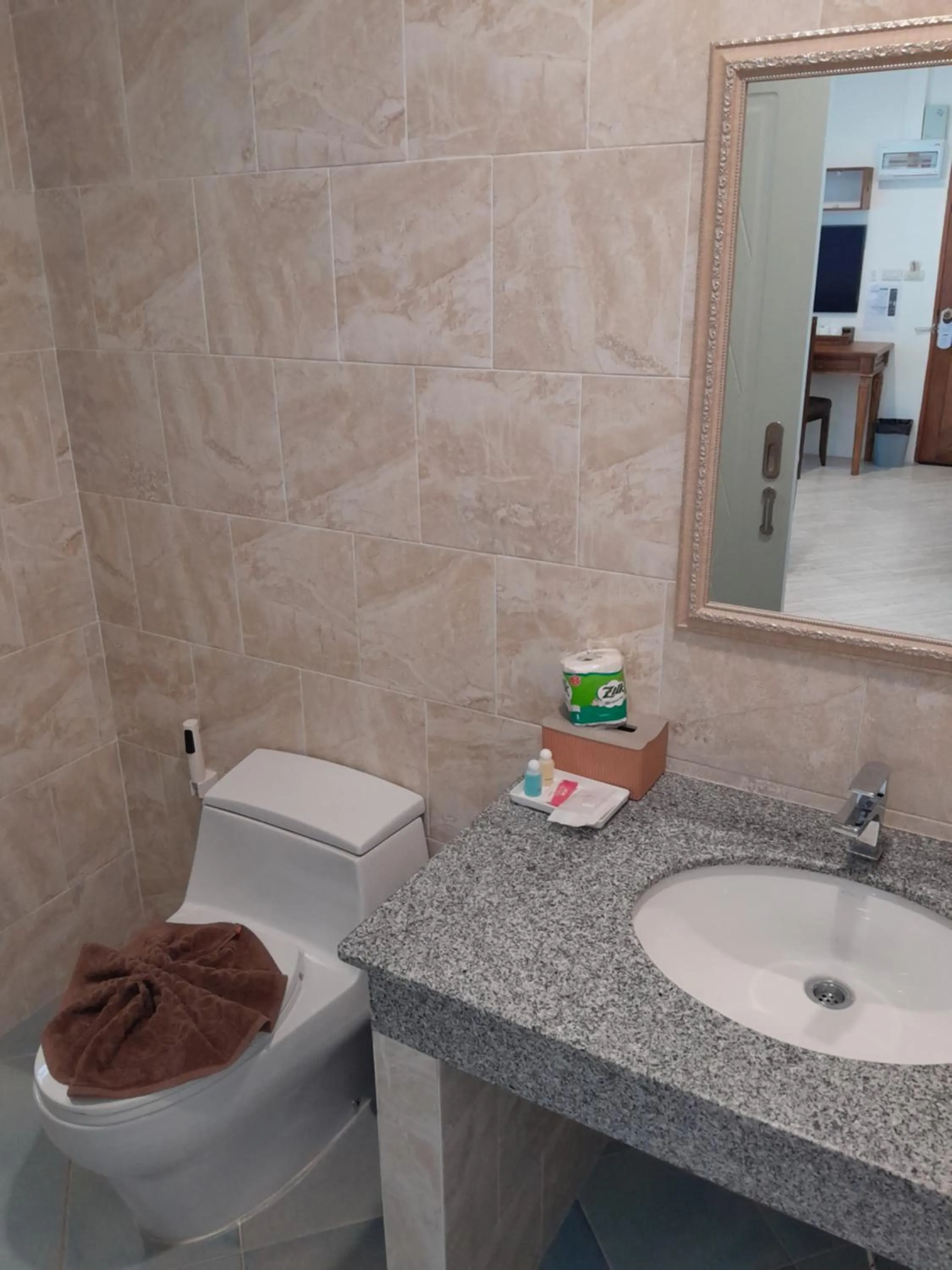 Toilet in Valentier Cafe and Hotel