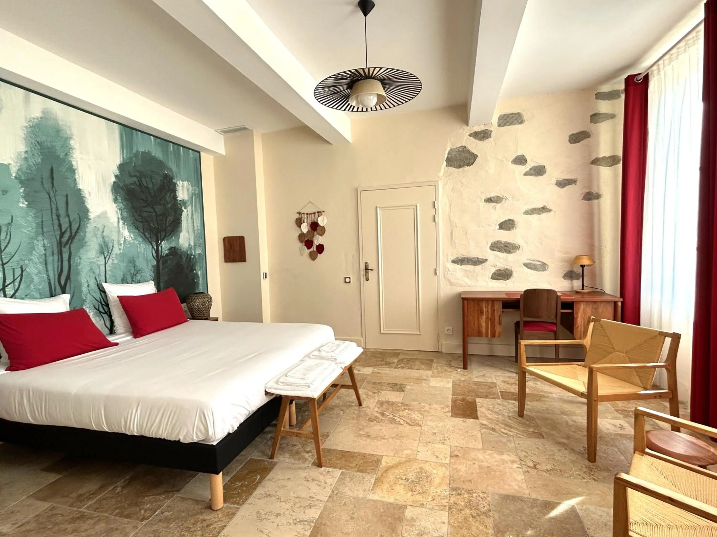 Bedroom, Bed in Domaine de Lanis - Chambres d'hôtes avec parc et piscine